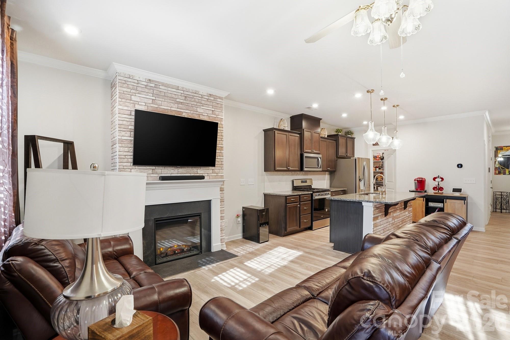 16038 Red Buckeye Lane
