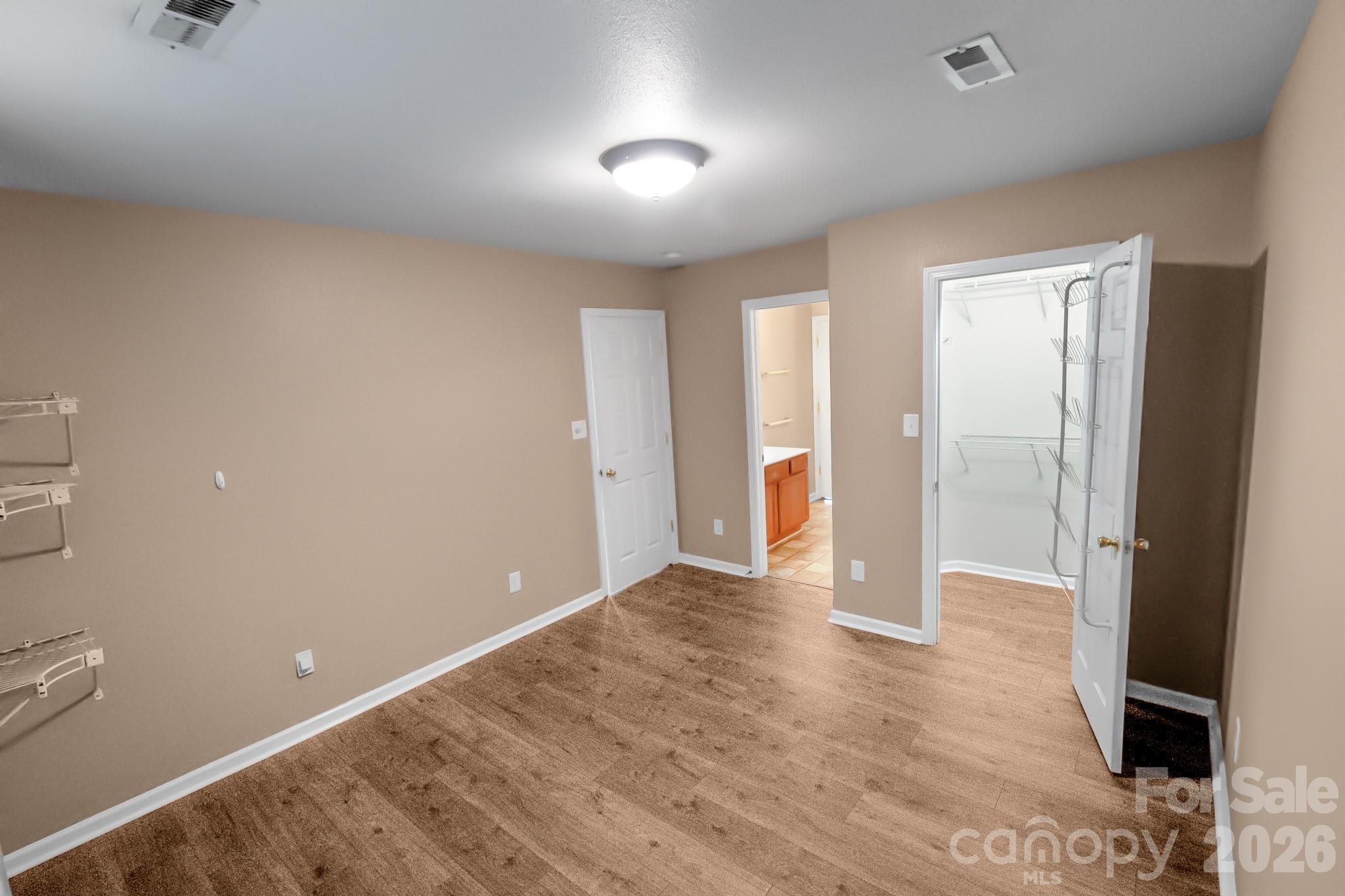1922 Willie Worrell Drive