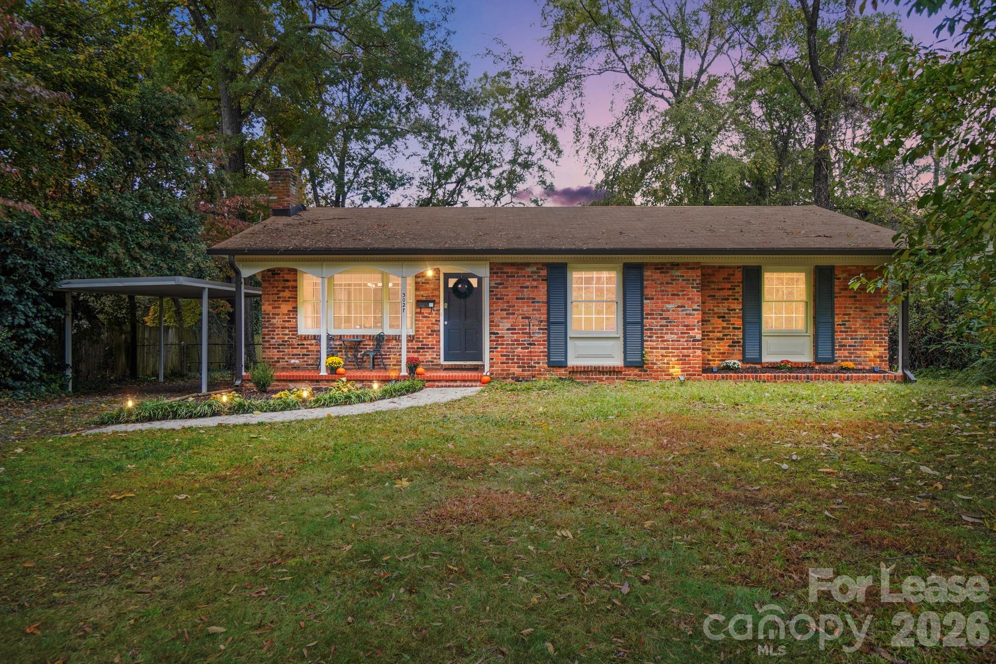 3027 Telford Place