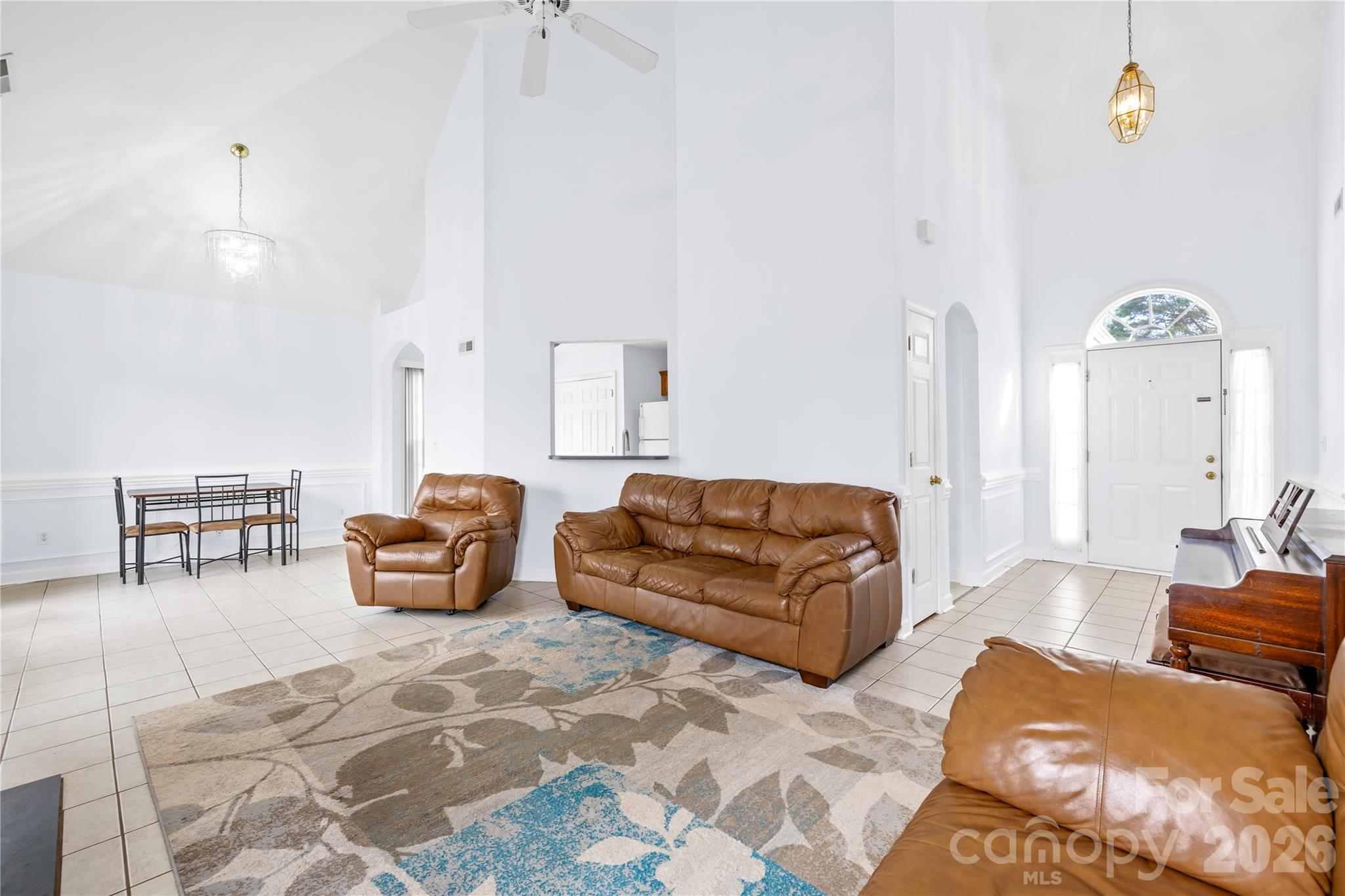 2204 River Chase Drive