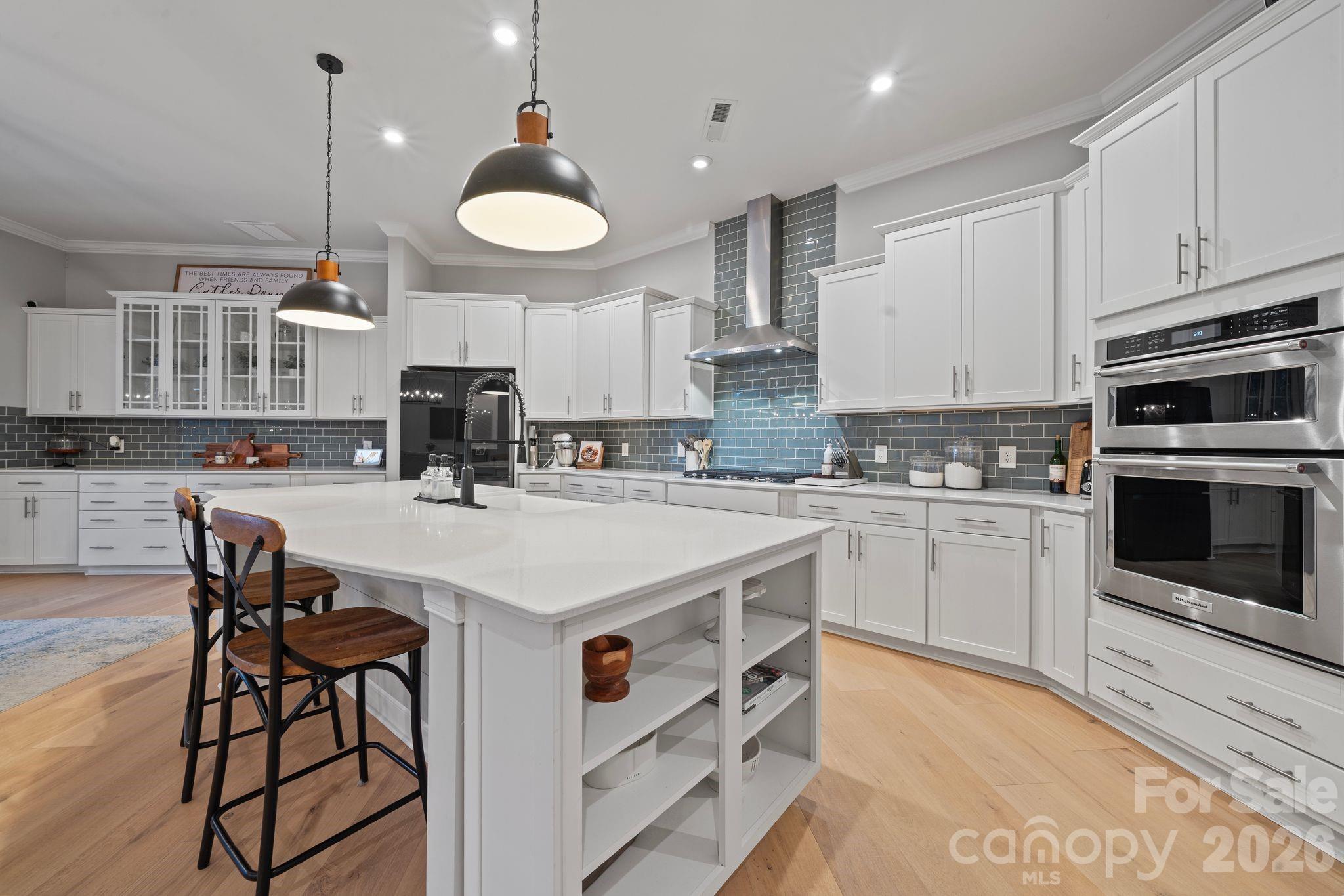 5691 Regal Way