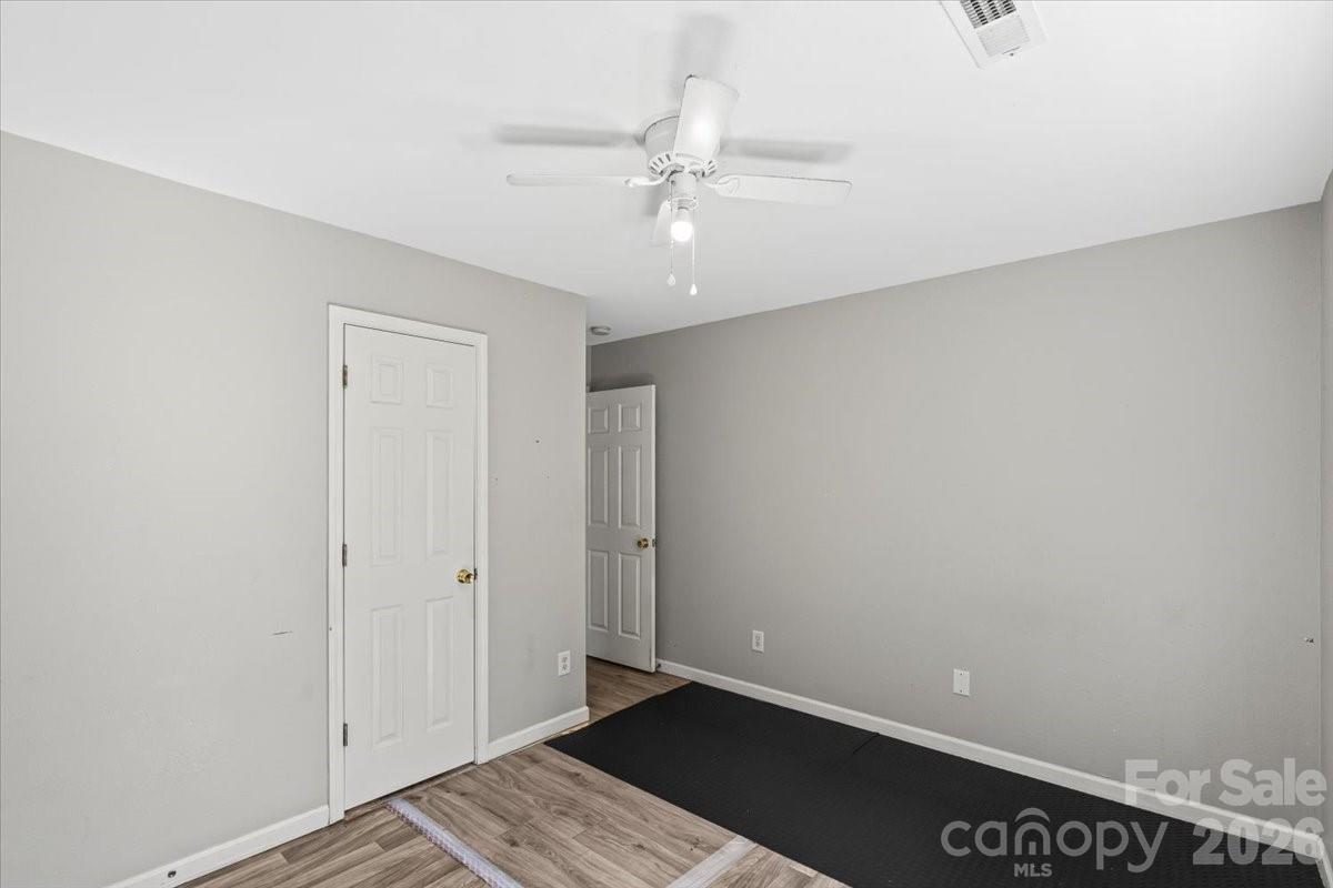1528 Oakdale Green Drive