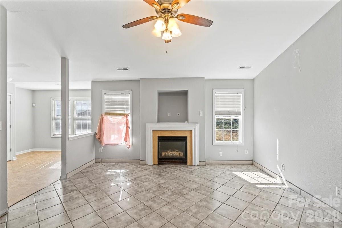 1528 Oakdale Green Drive