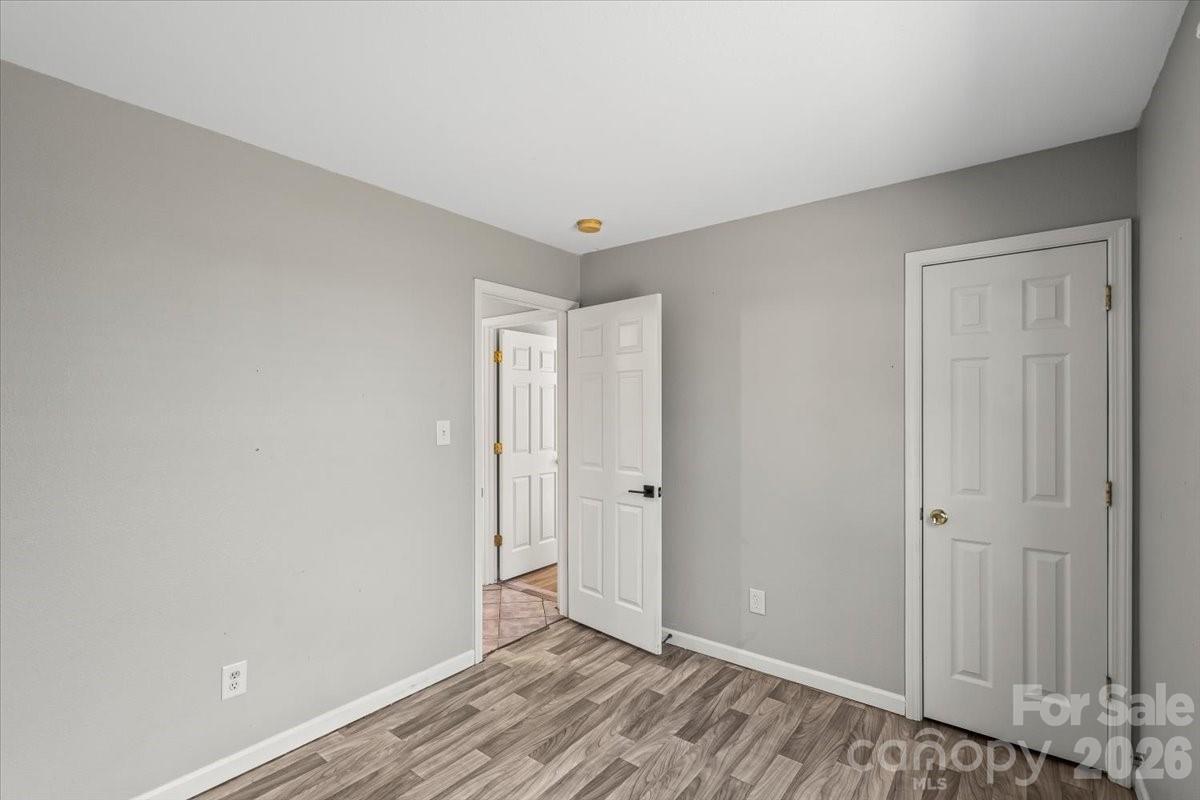 1528 Oakdale Green Drive