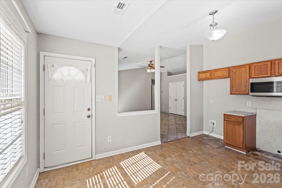 1528 Oakdale Green Drive