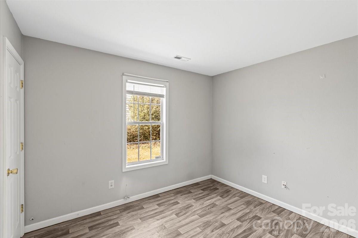 1528 Oakdale Green Drive
