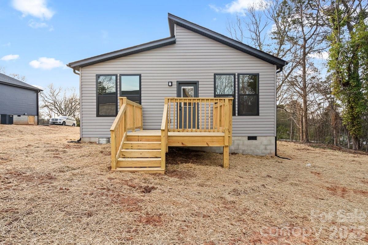 110 Wyoming Drive NW