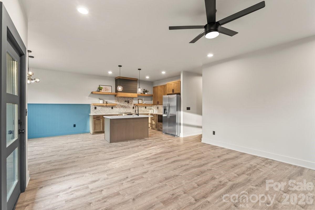 110 Wyoming Drive NW
