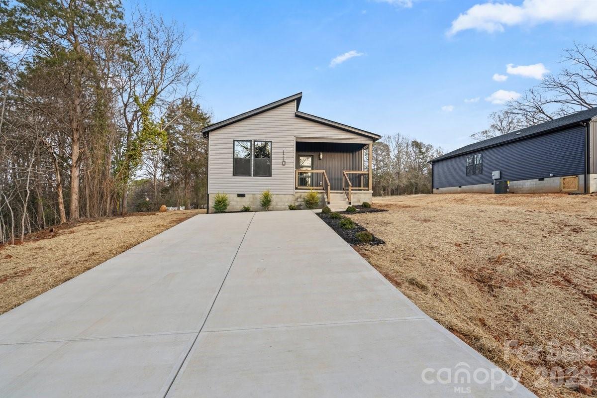 110 Wyoming Drive NW