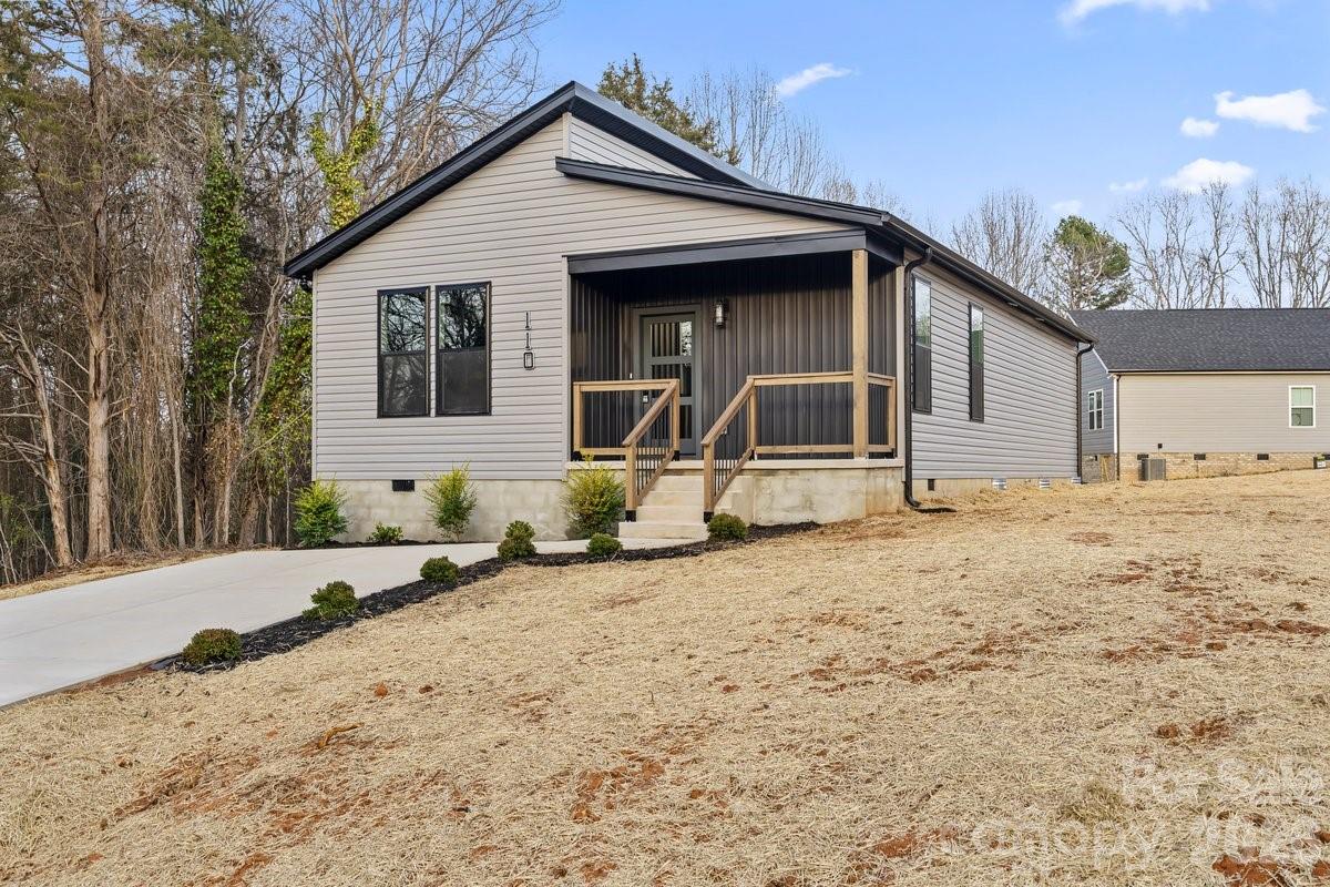 110 Wyoming Drive NW