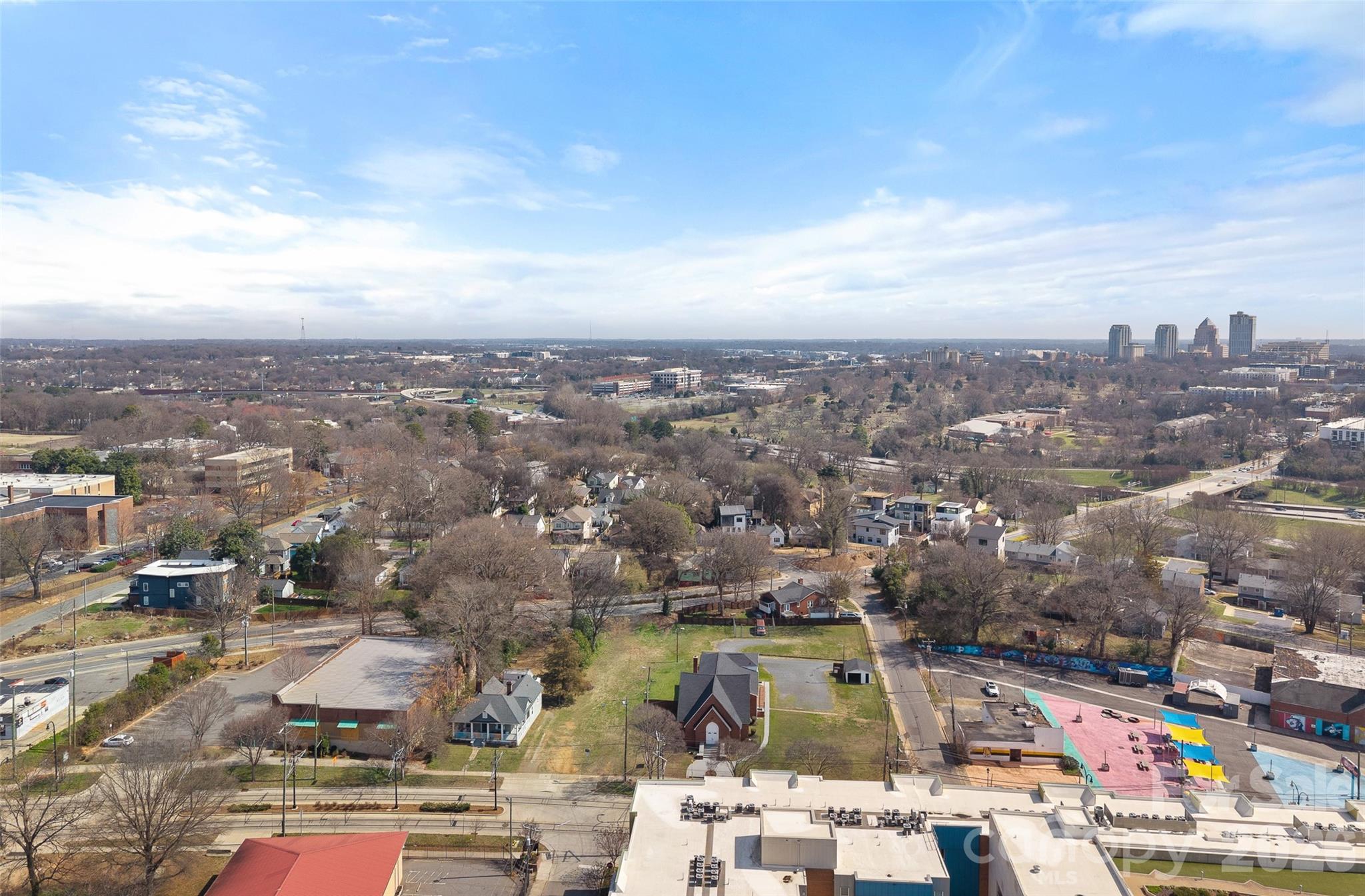 1515 W 5th Street