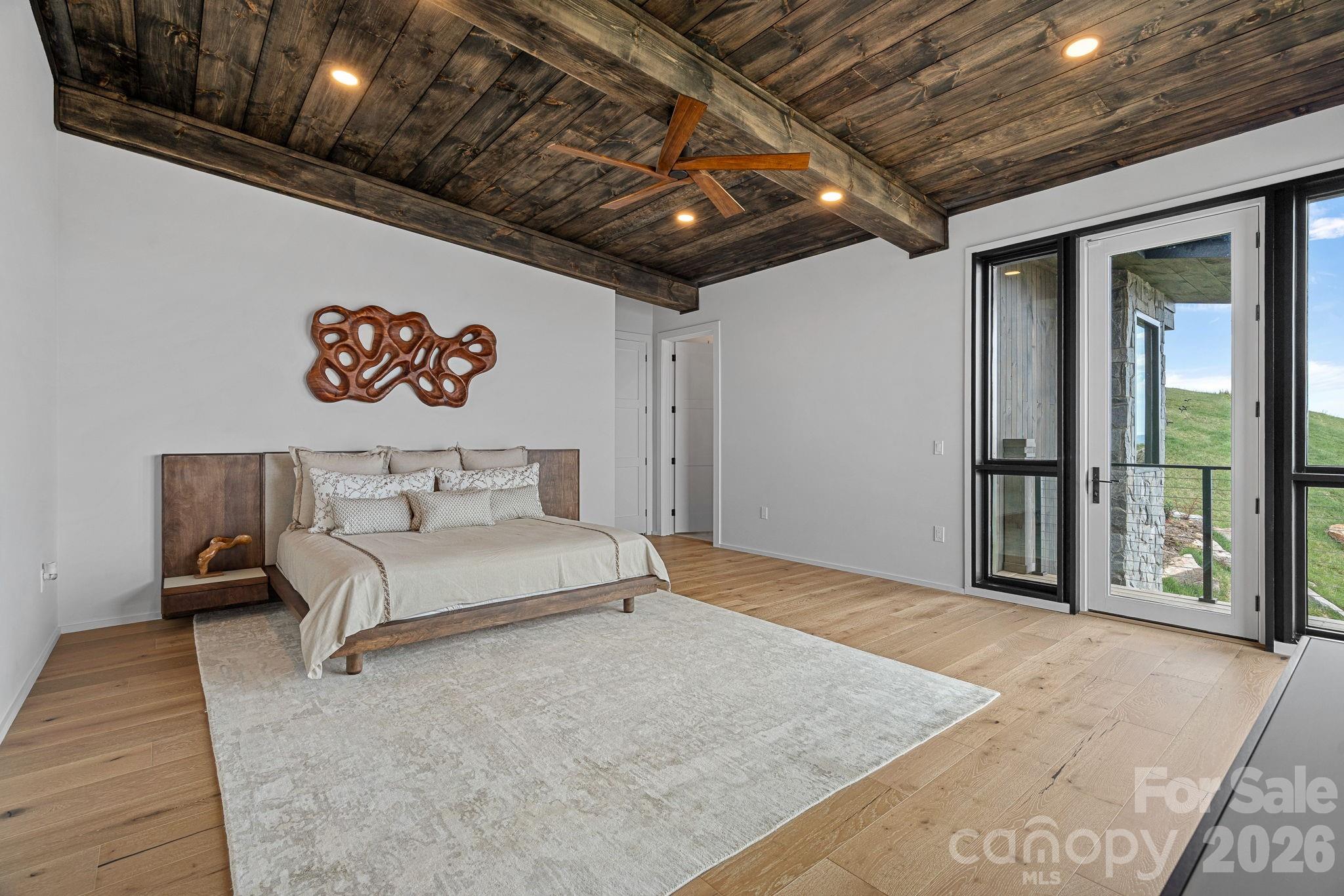 404 Silver Eagle Trail