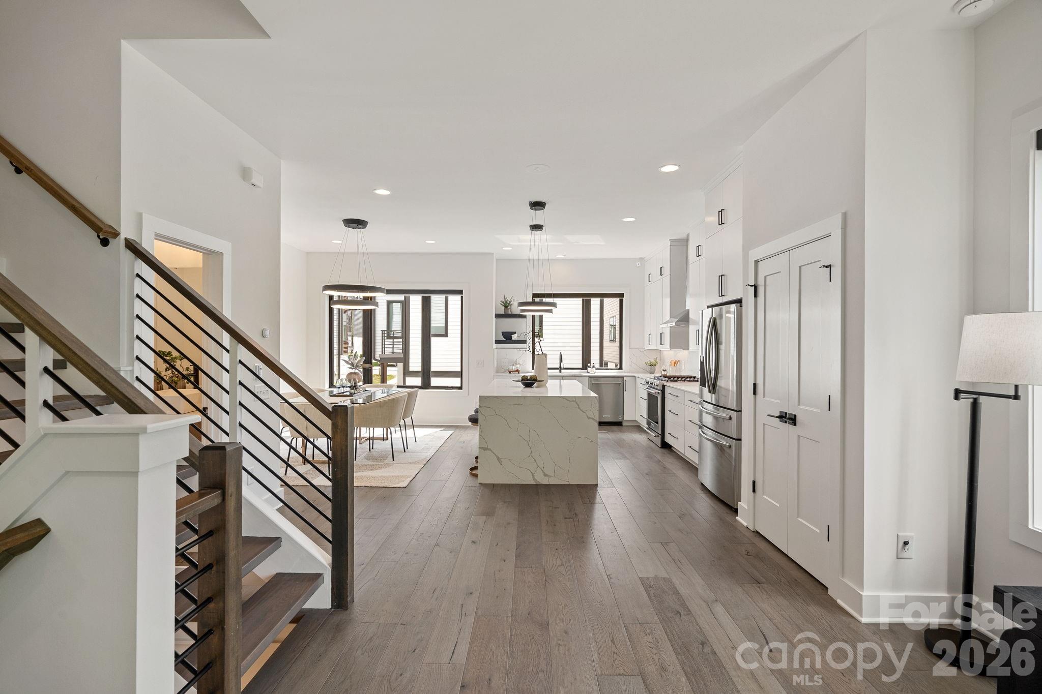 1006 Westbrook Drive Unit: B