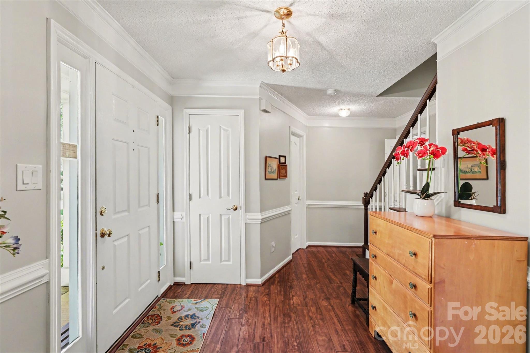 7218 Glen Brook Lane
