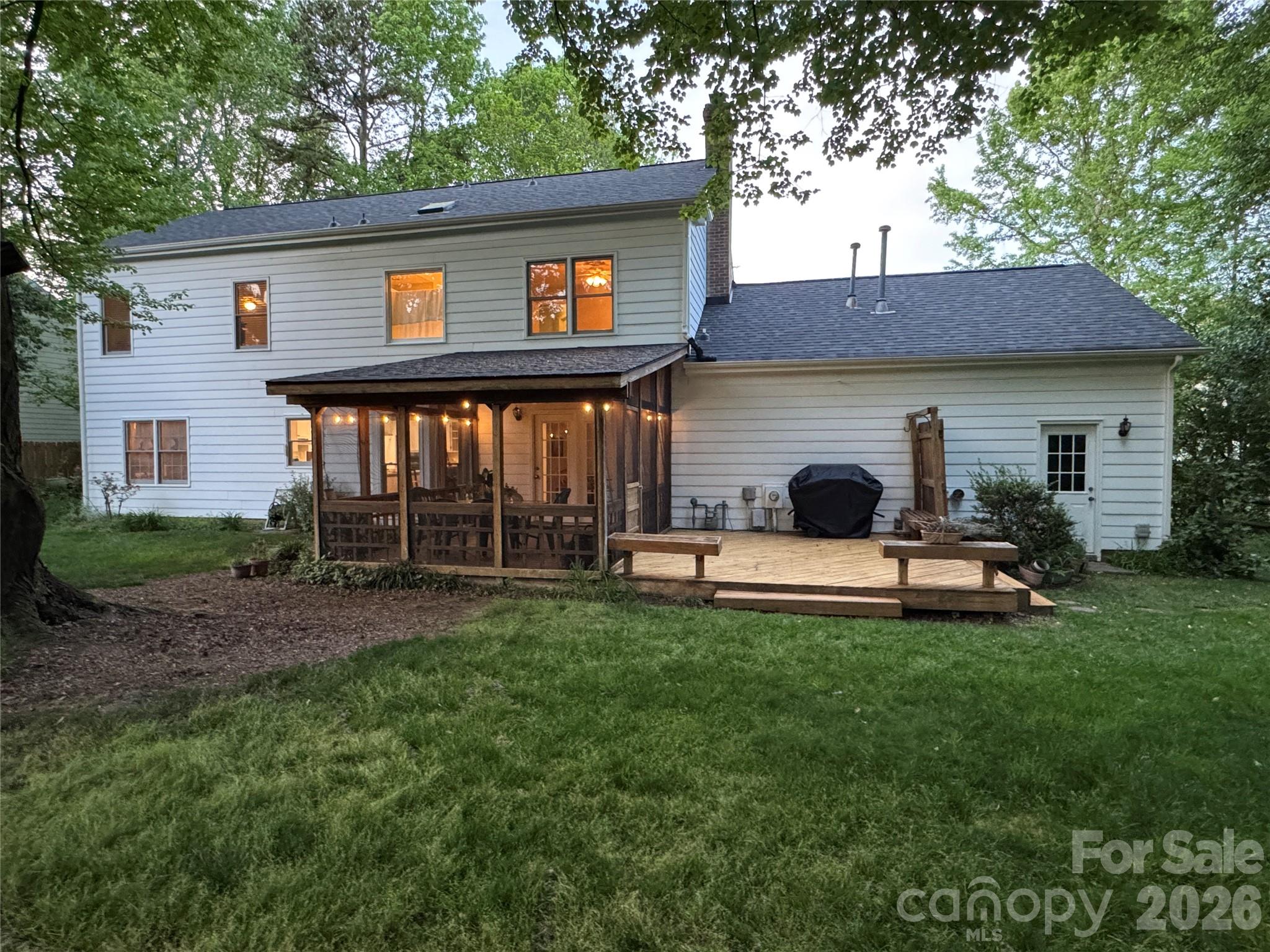 7218 Glen Brook Lane