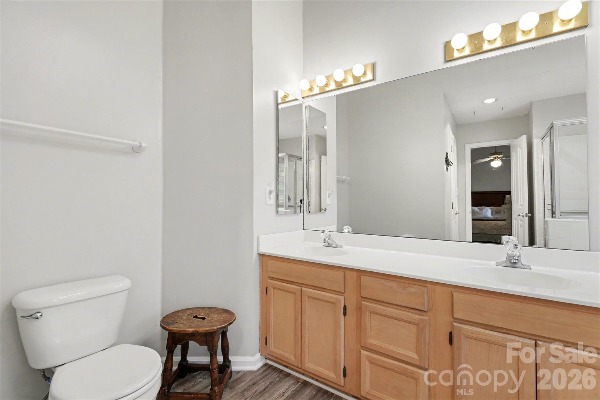 7218 Glen Brook Lane