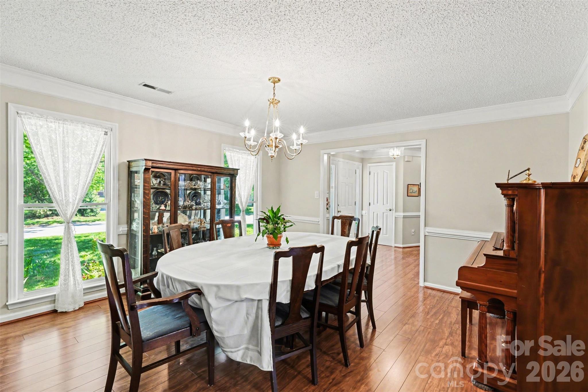 7218 Glen Brook Lane