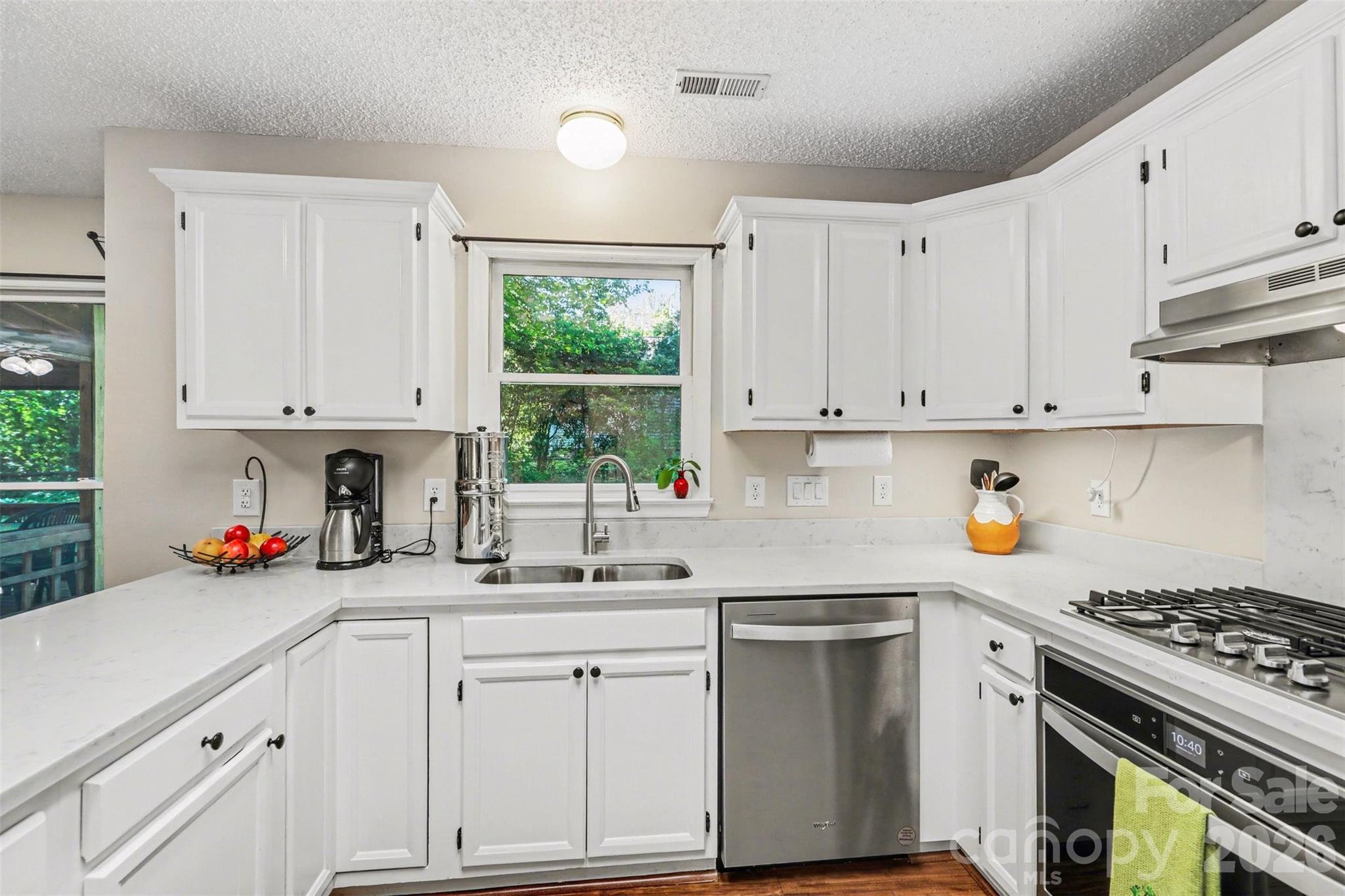 7218 Glen Brook Lane