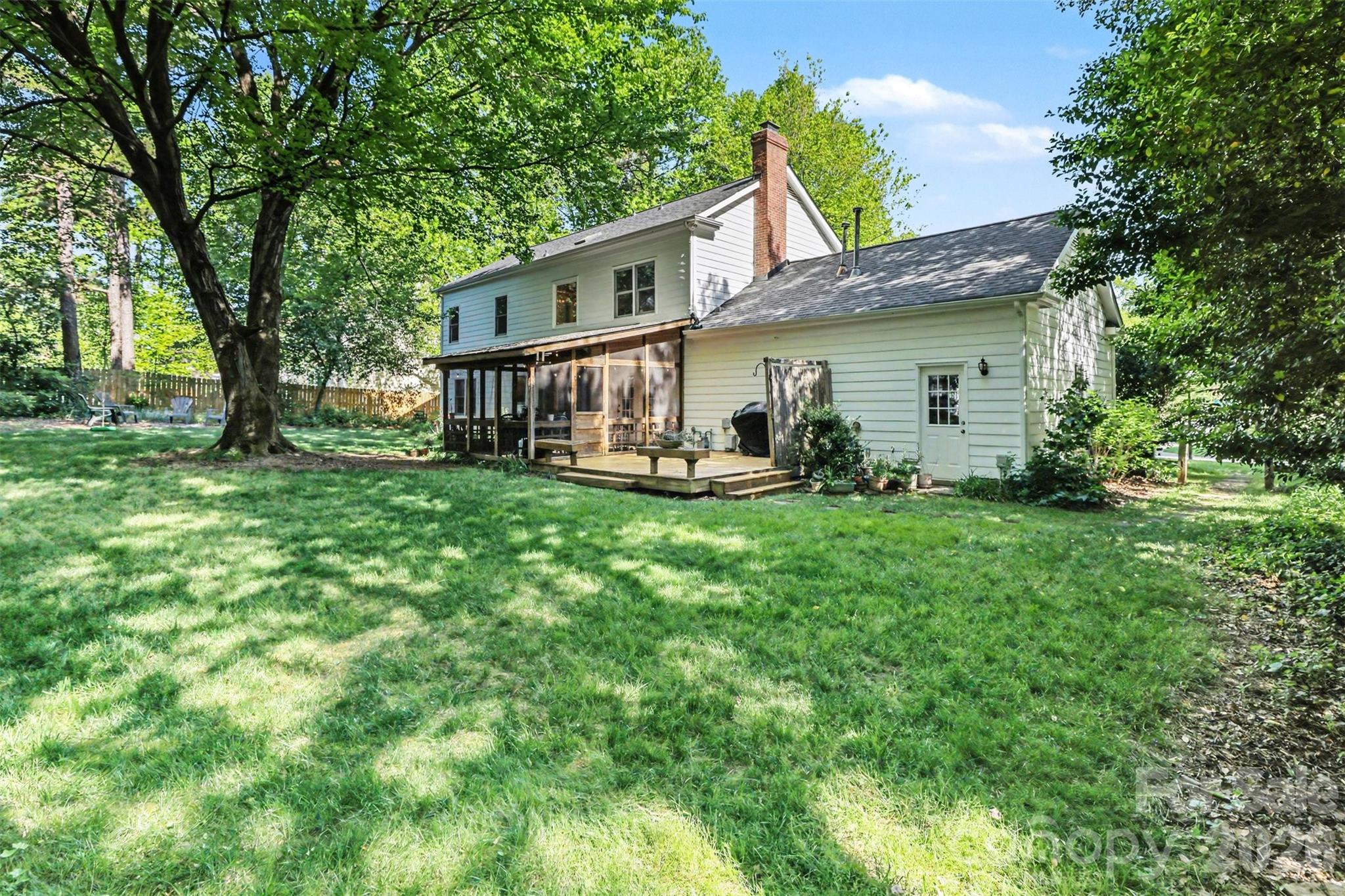 7218 Glen Brook Lane