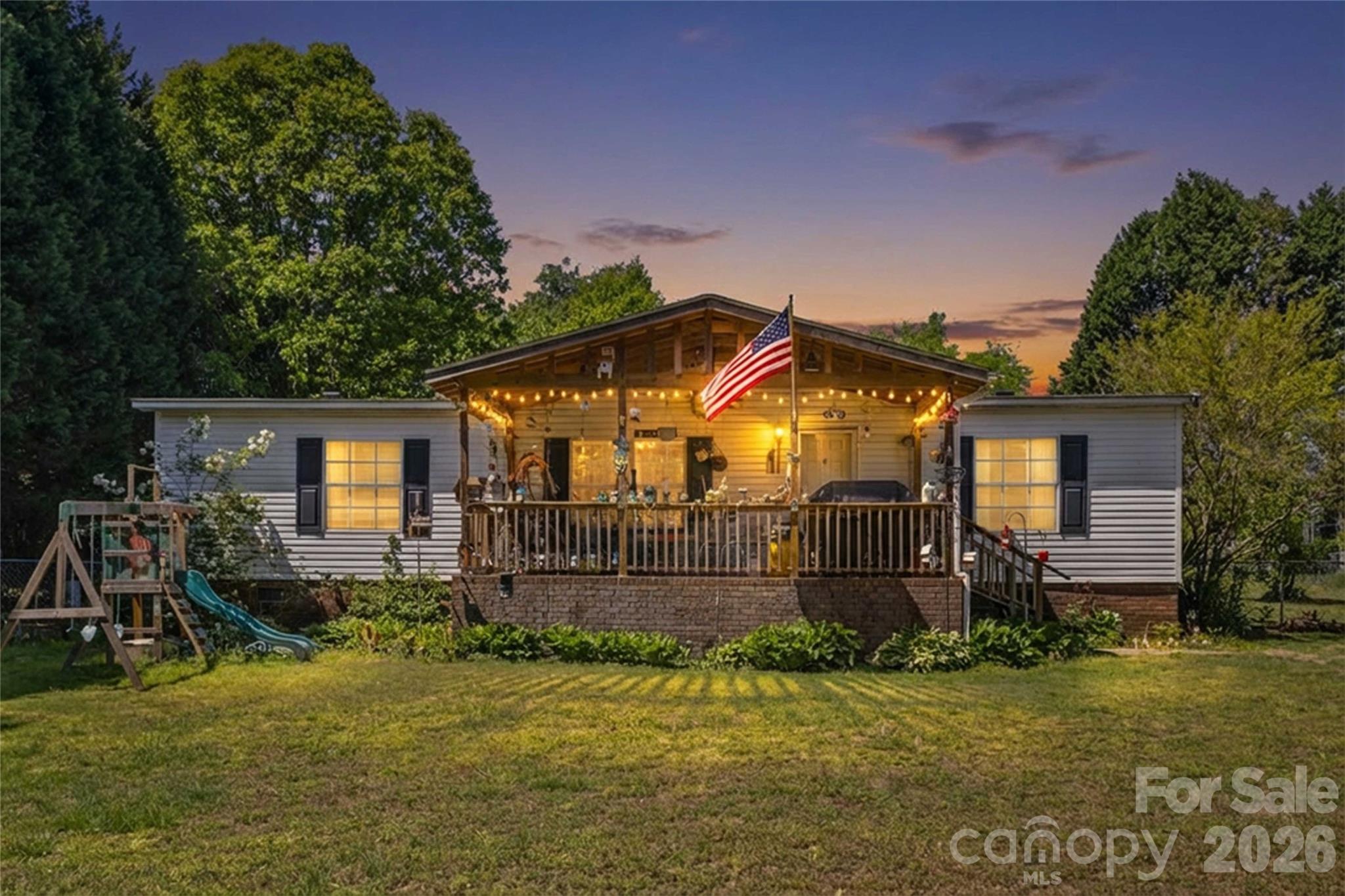 130 Hunterpond Lane