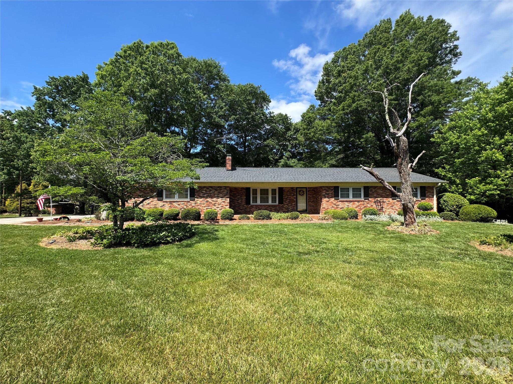 270 Lewis Ferry Road