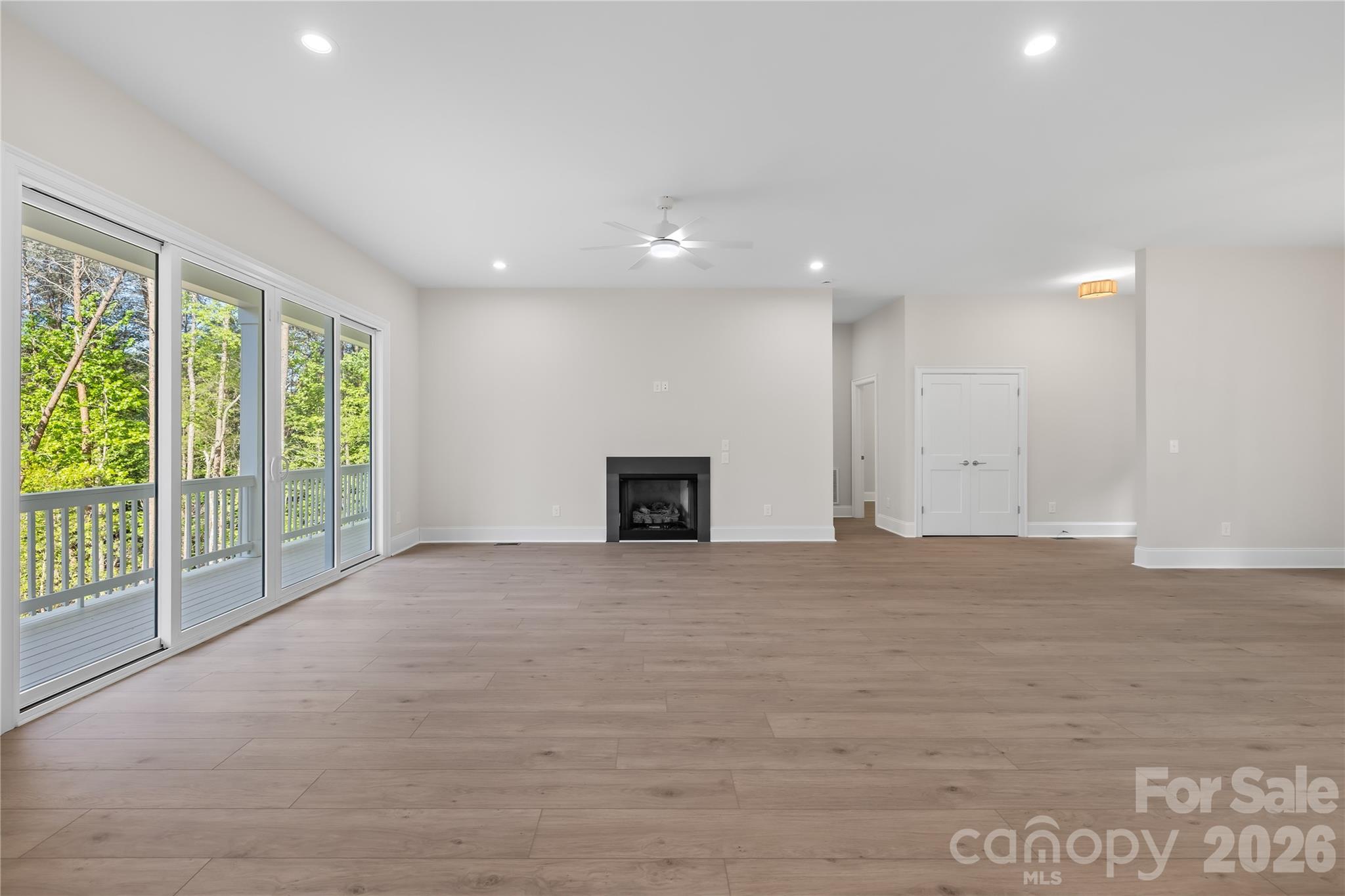 123 Pier Drive