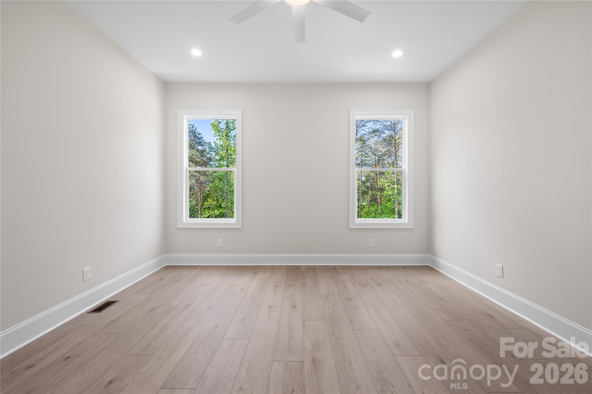 123 Pier Drive