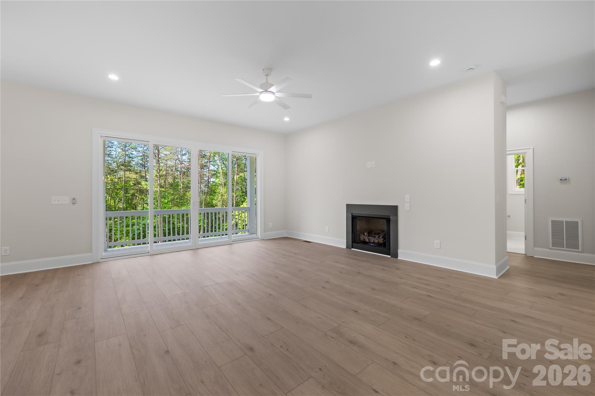 123 Pier Drive