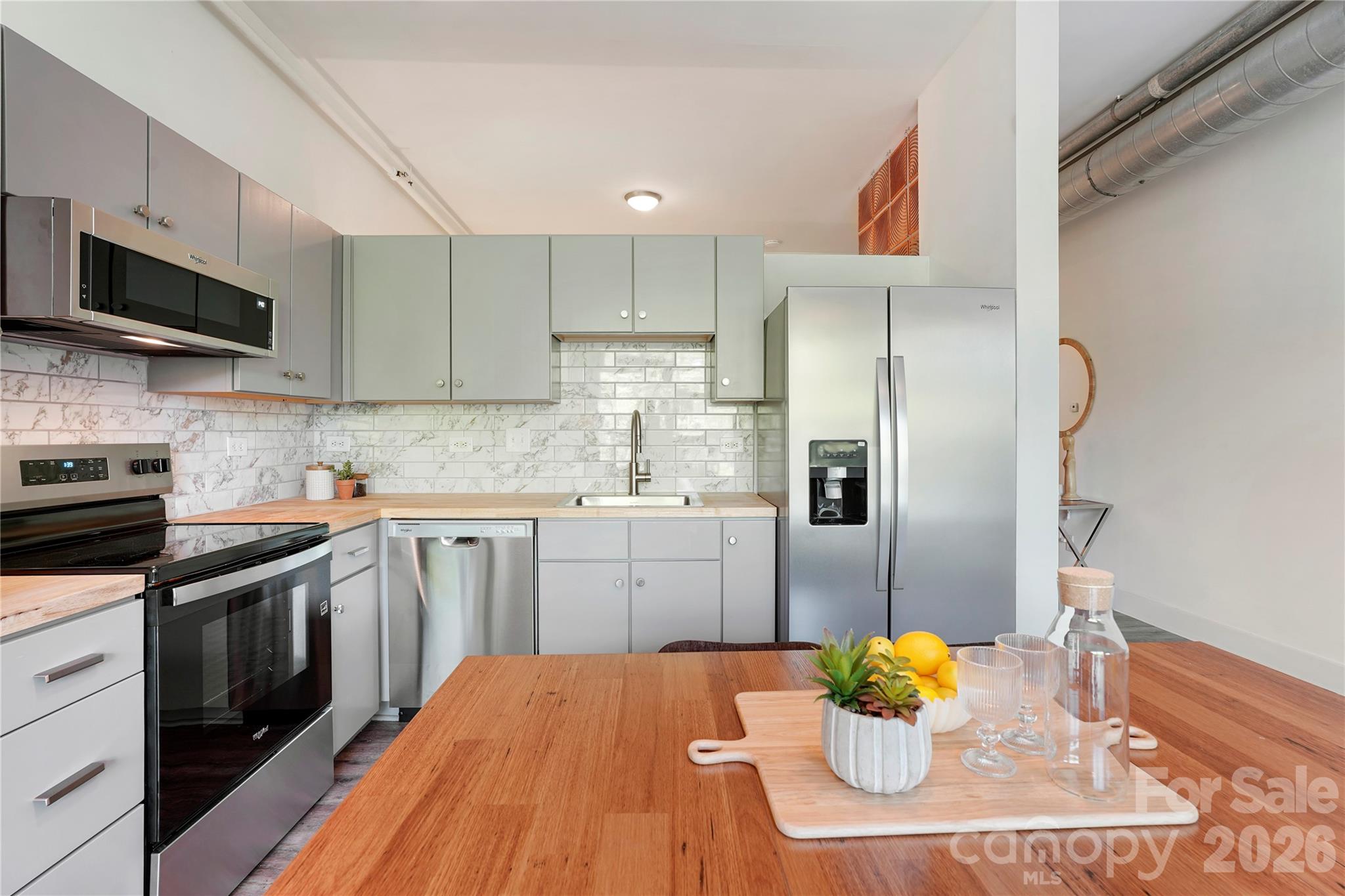 1611 Central Avenue Unit: 406