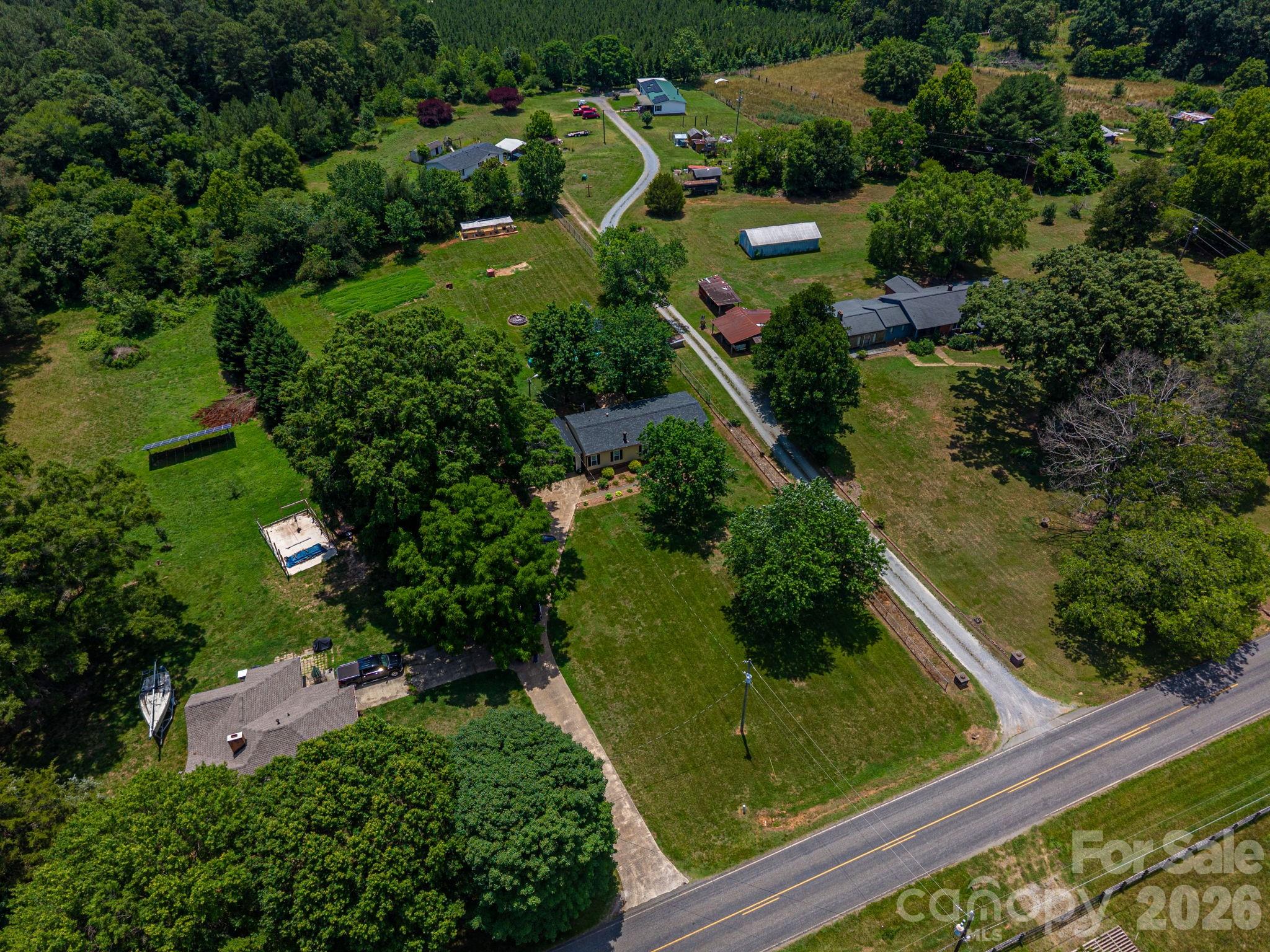 6815 Lackey Road