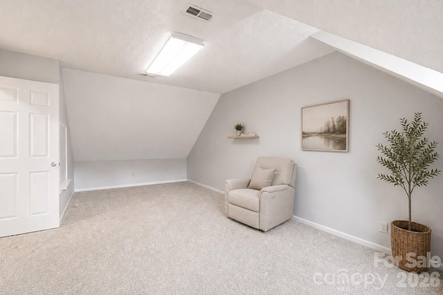 618 Tryon Place