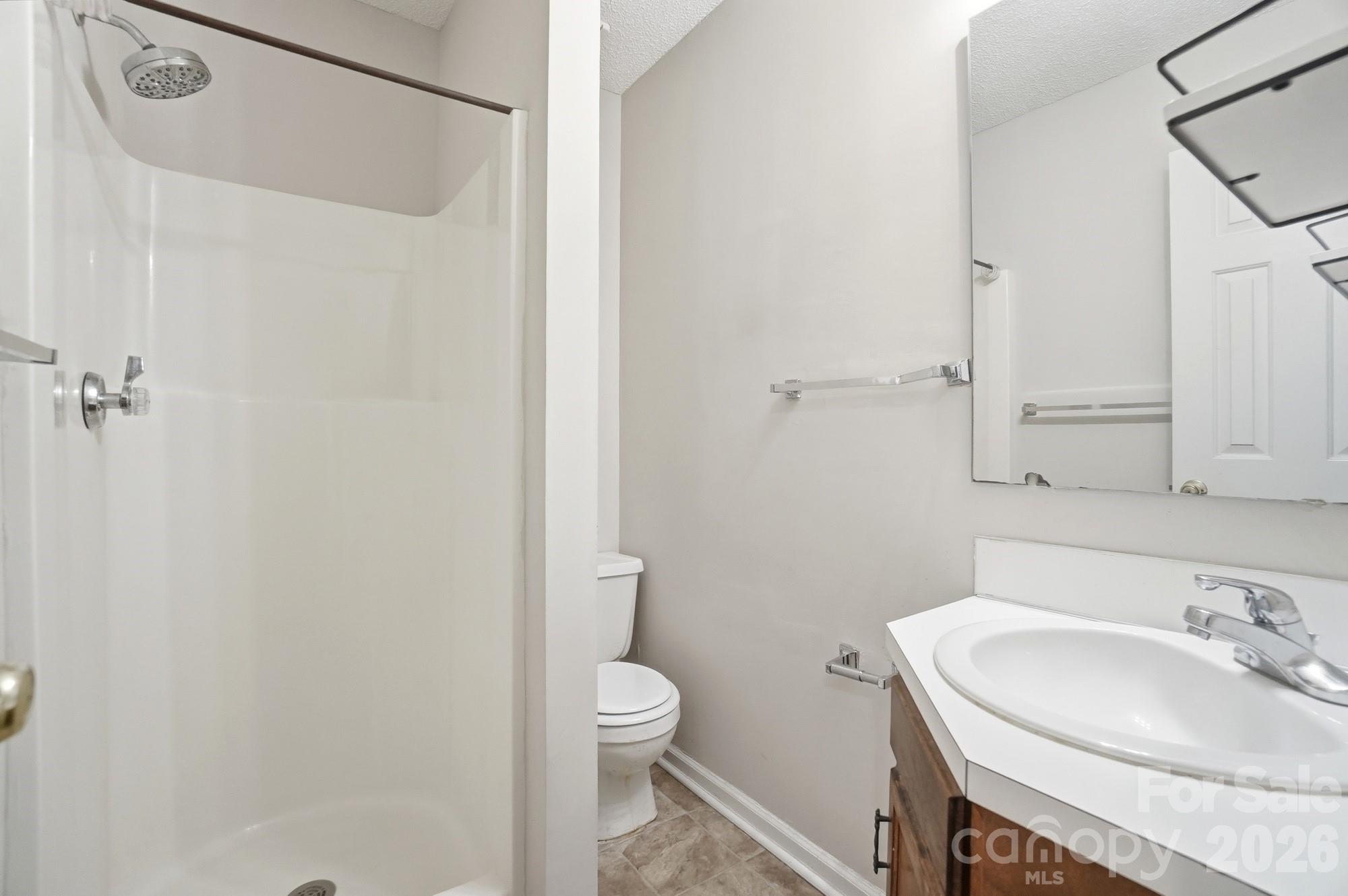 618 Tryon Place