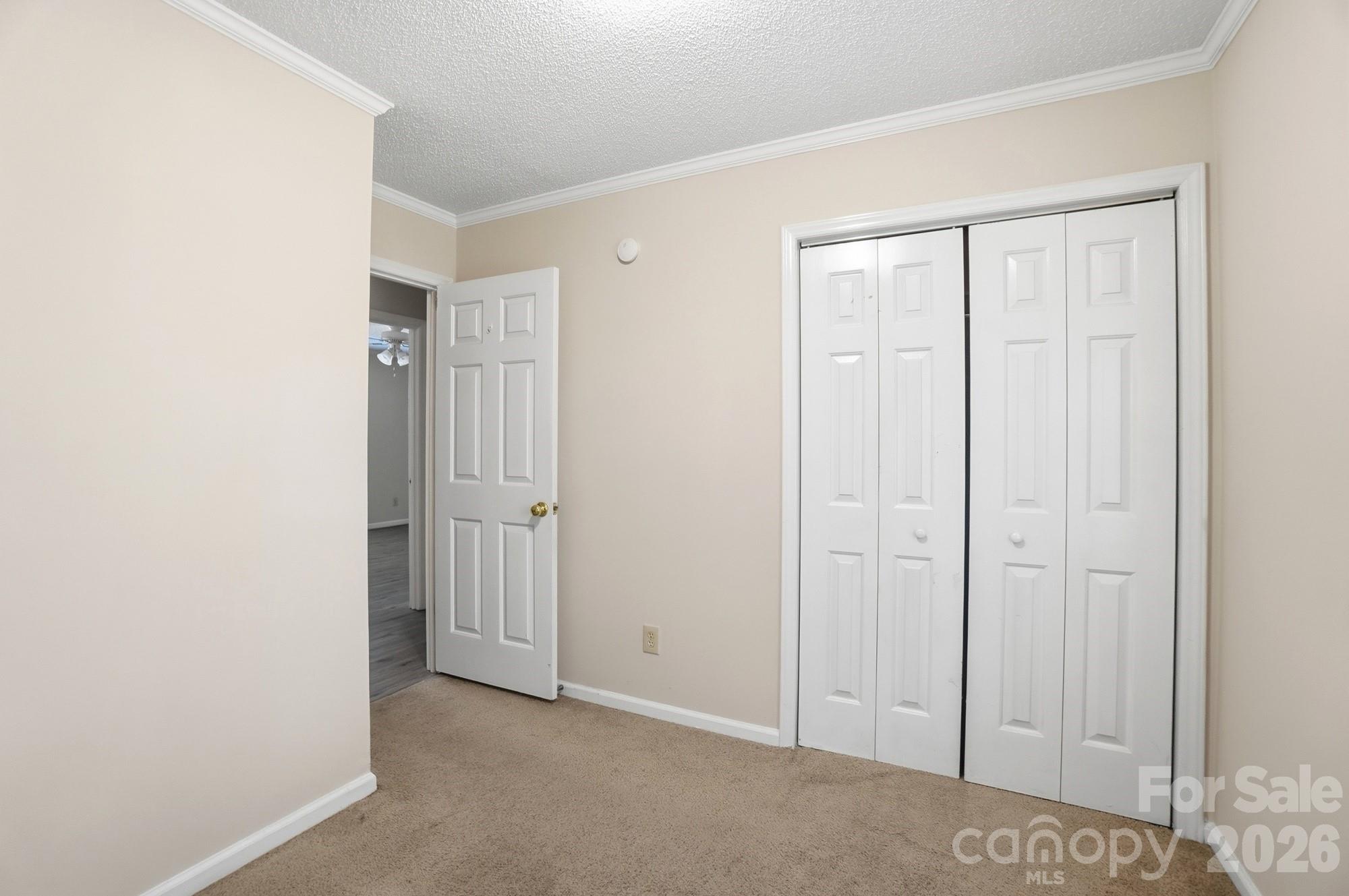 618 Tryon Place