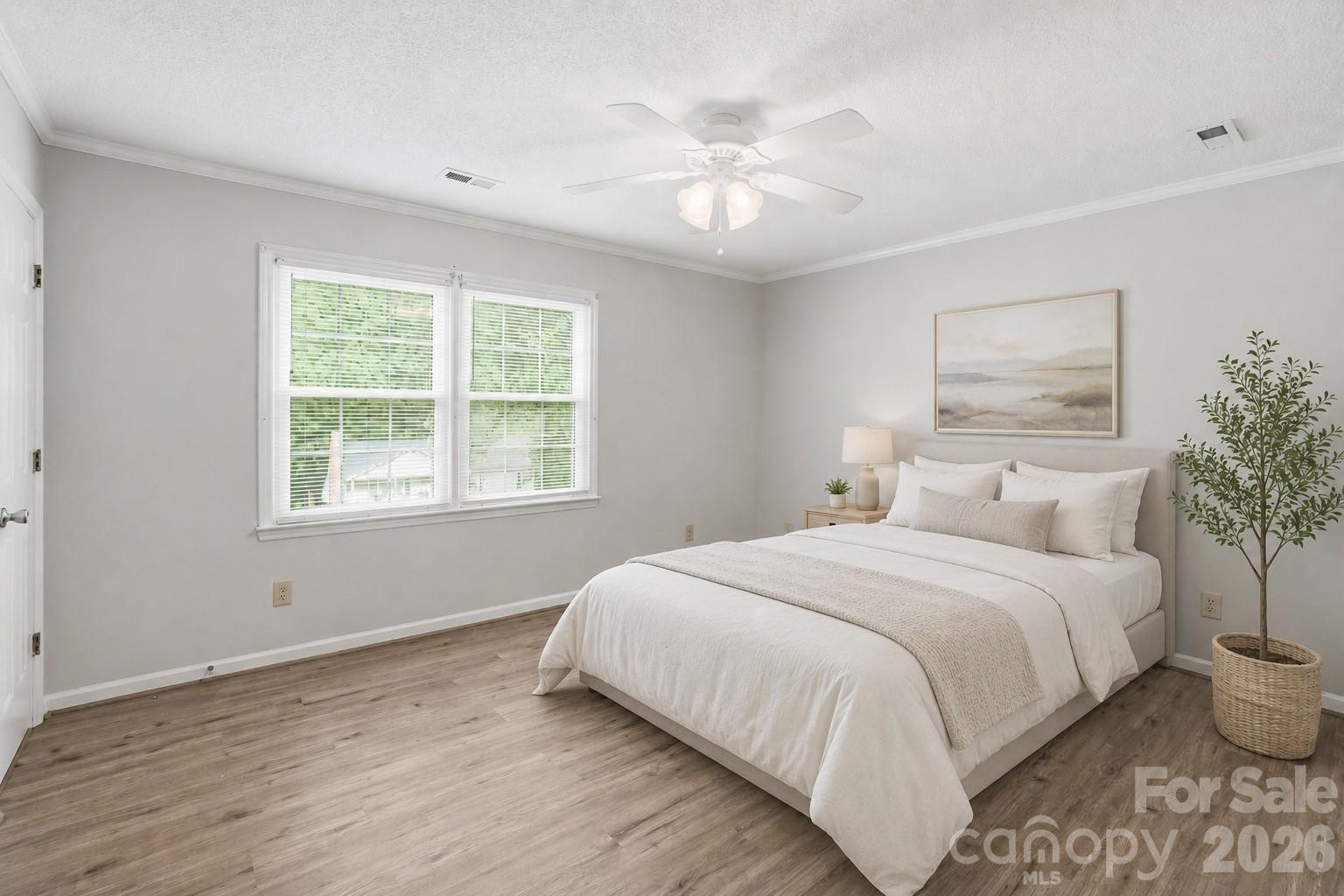 618 Tryon Place