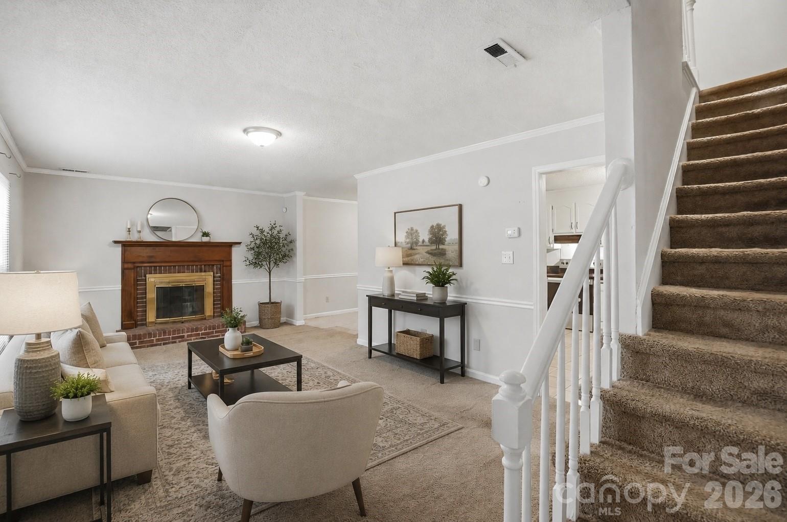 618 Tryon Place