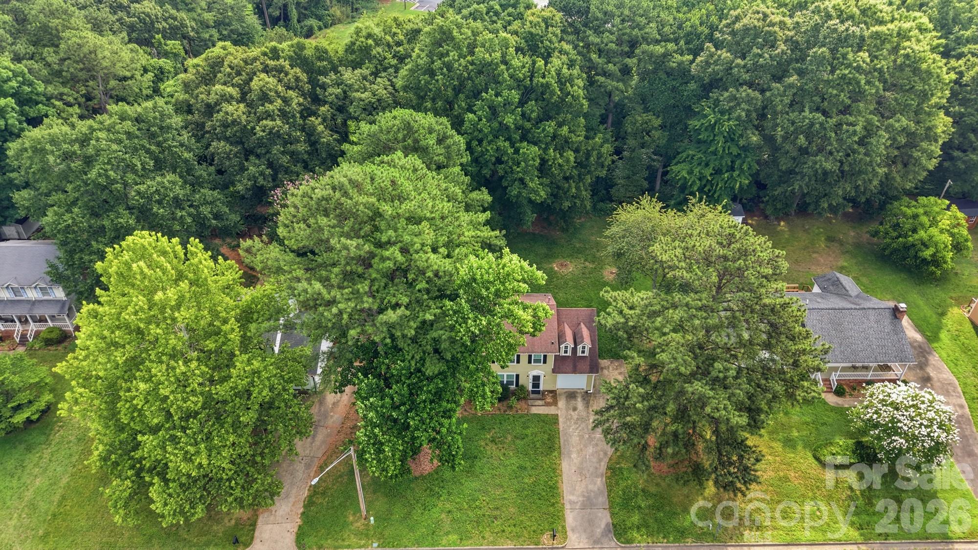 618 Tryon Place