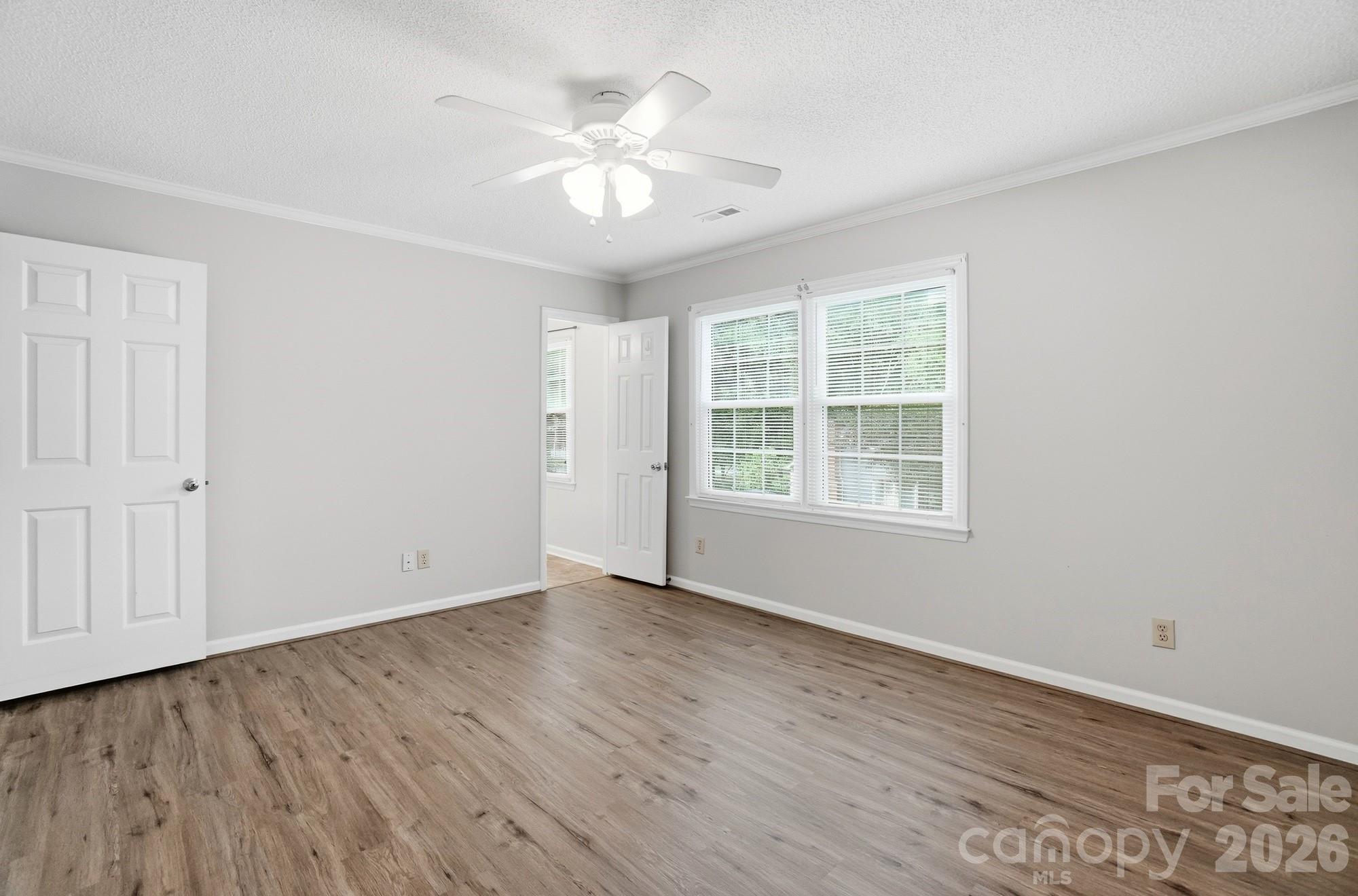 618 Tryon Place