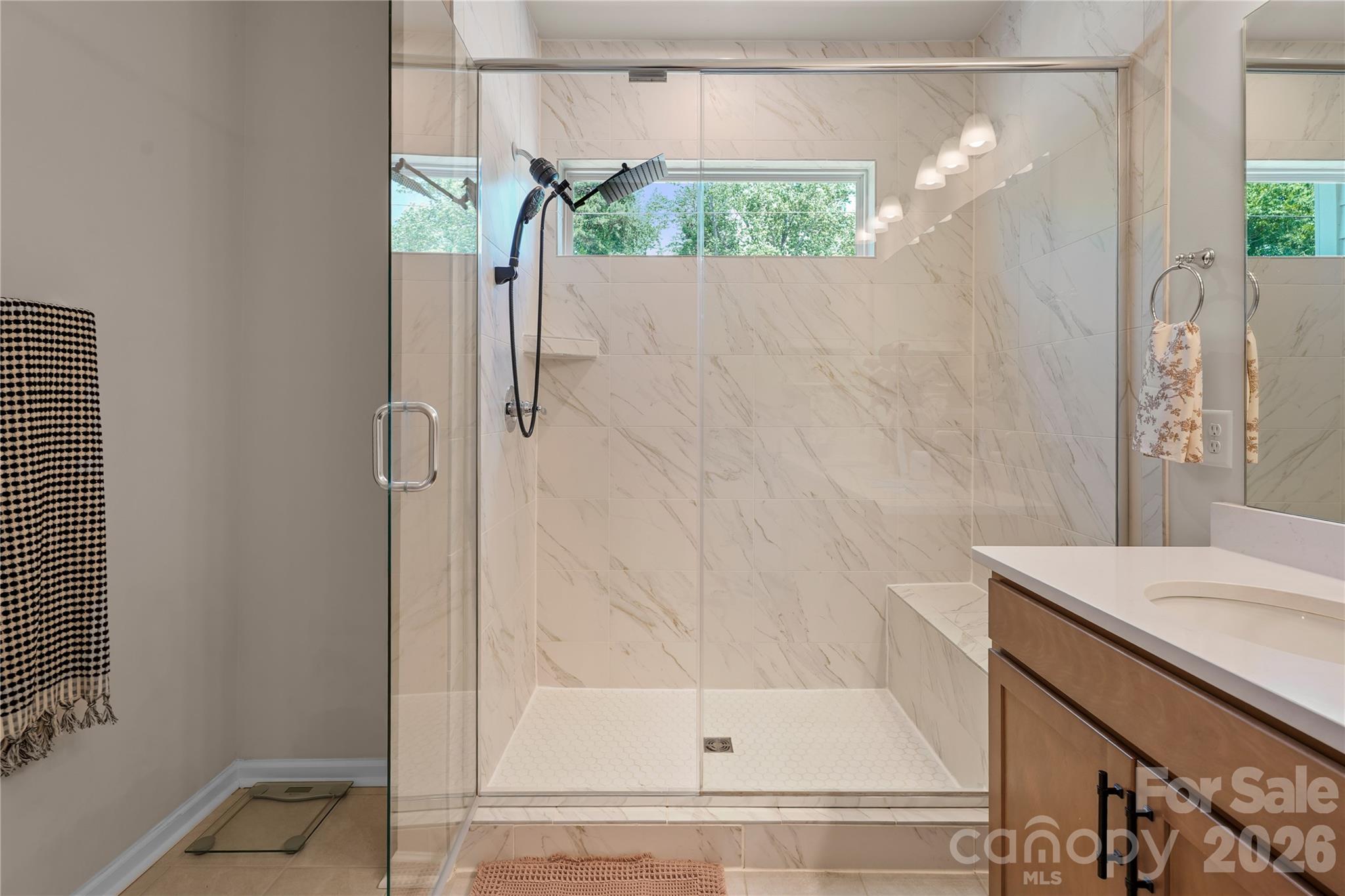 115 Forest Lake Boulevard Unit: B