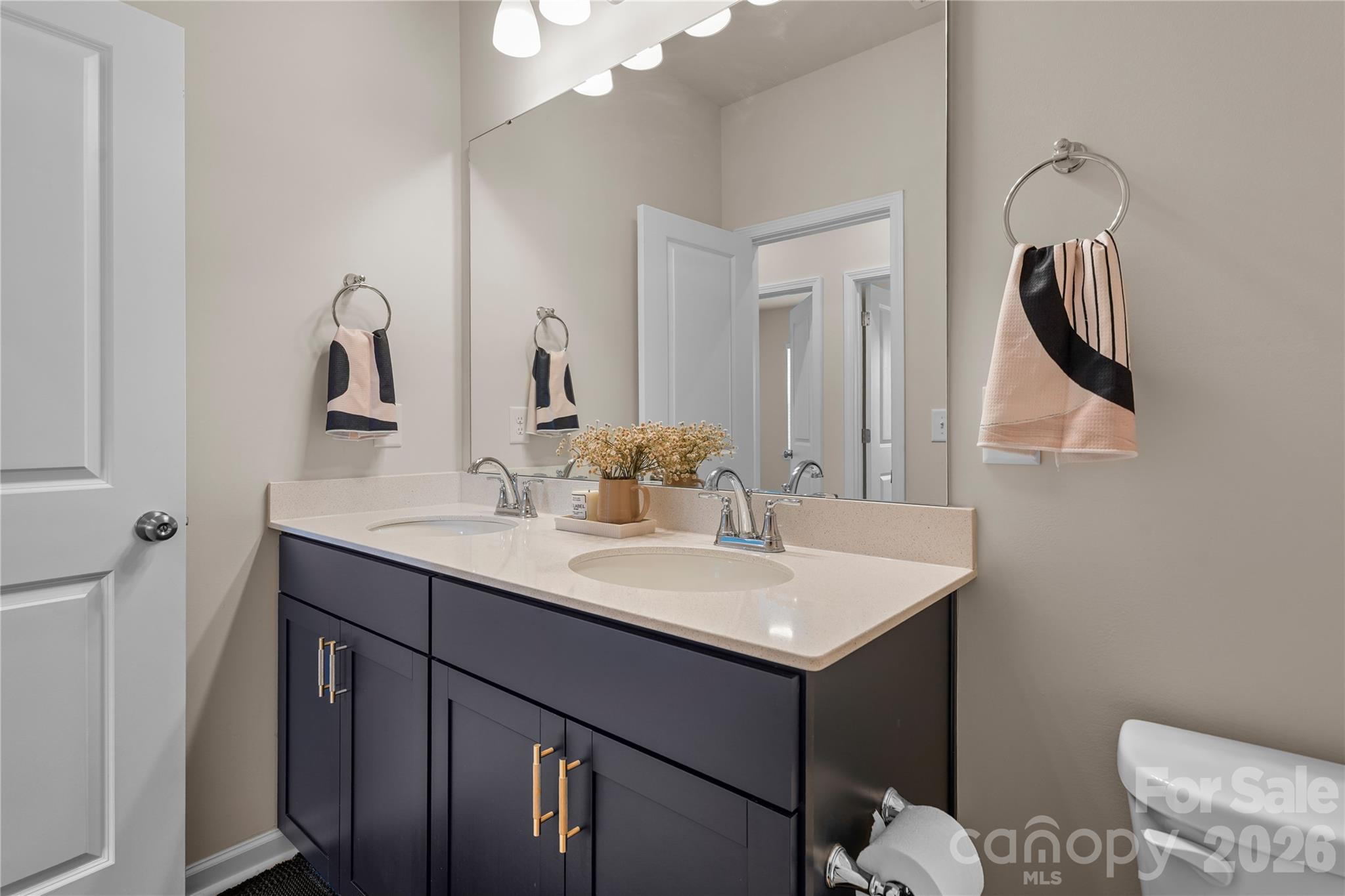 115 Forest Lake Boulevard Unit: B