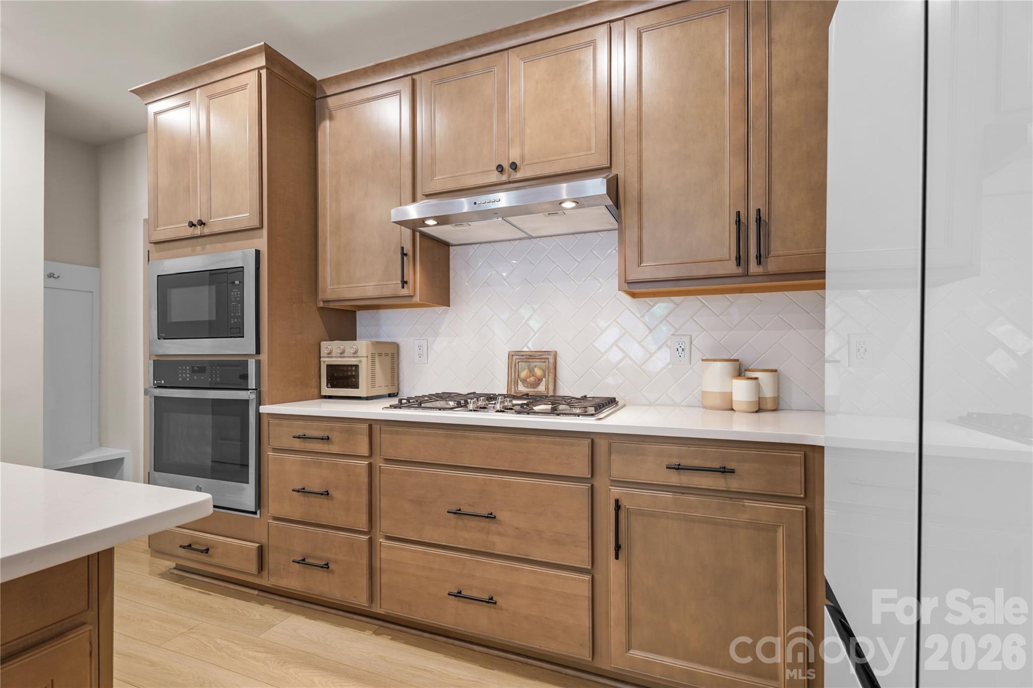 115 Forest Lake Boulevard Unit: B