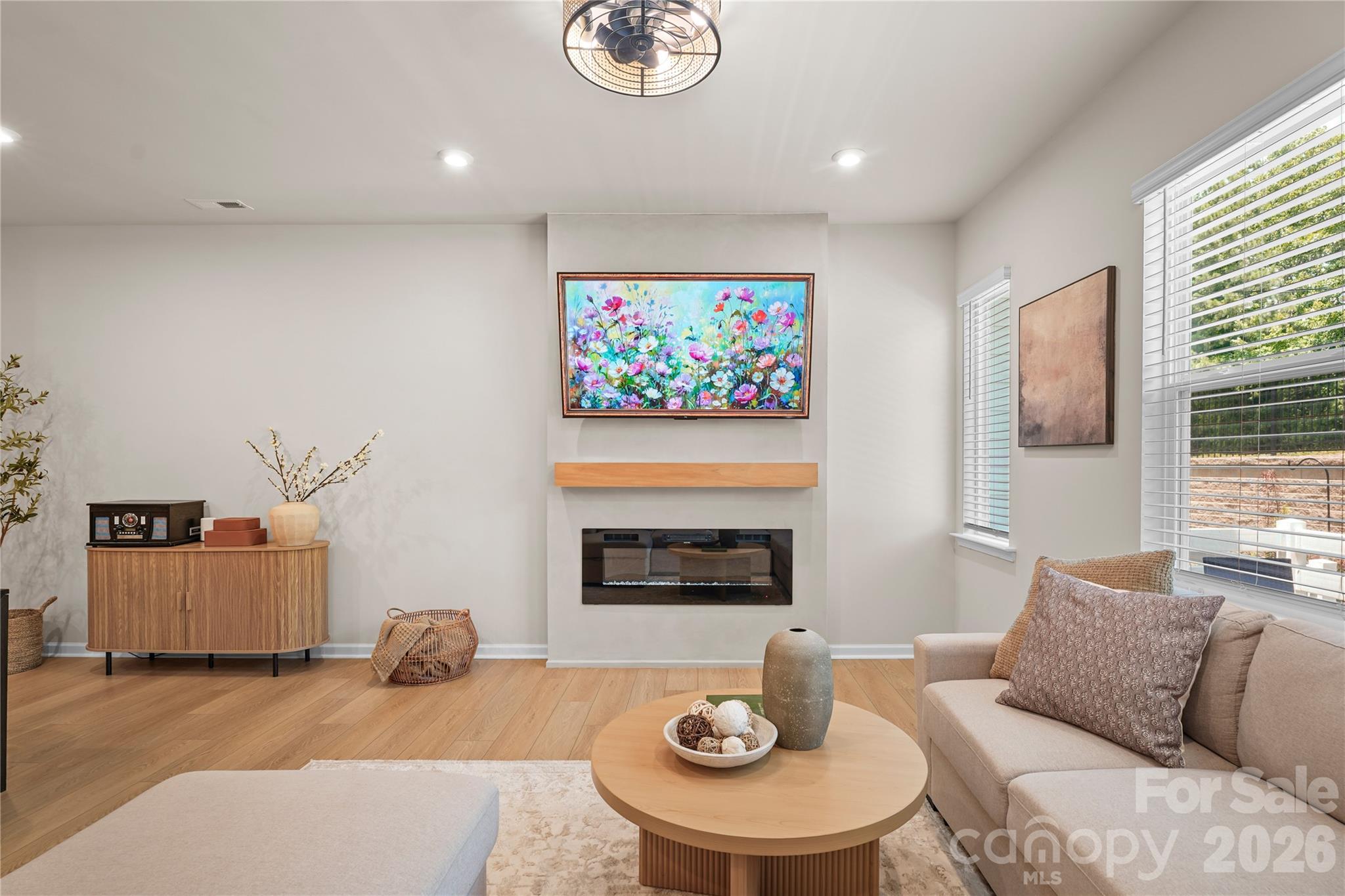115 Forest Lake Boulevard Unit: B