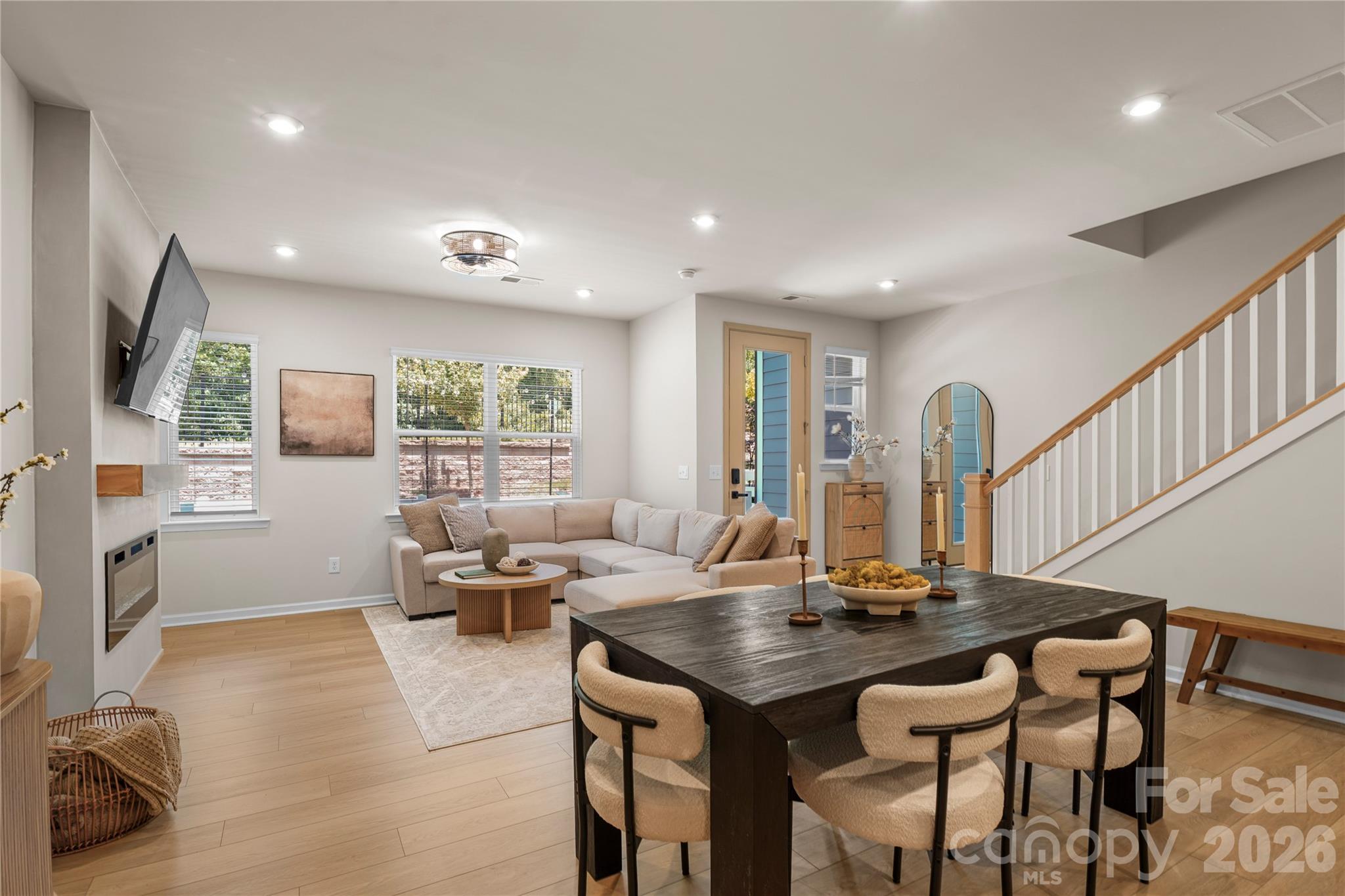 115 Forest Lake Boulevard Unit: B