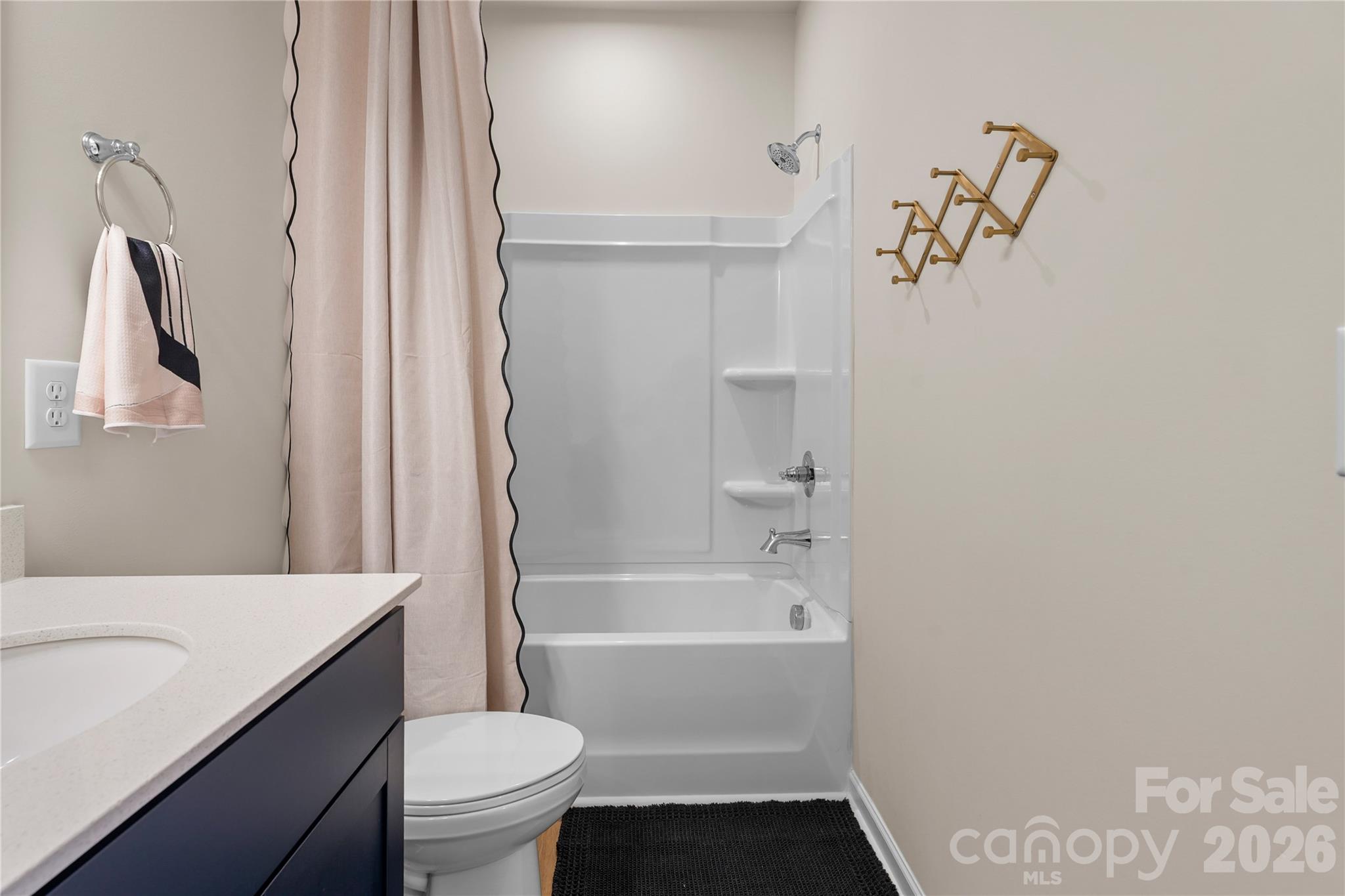 115 Forest Lake Boulevard Unit: B