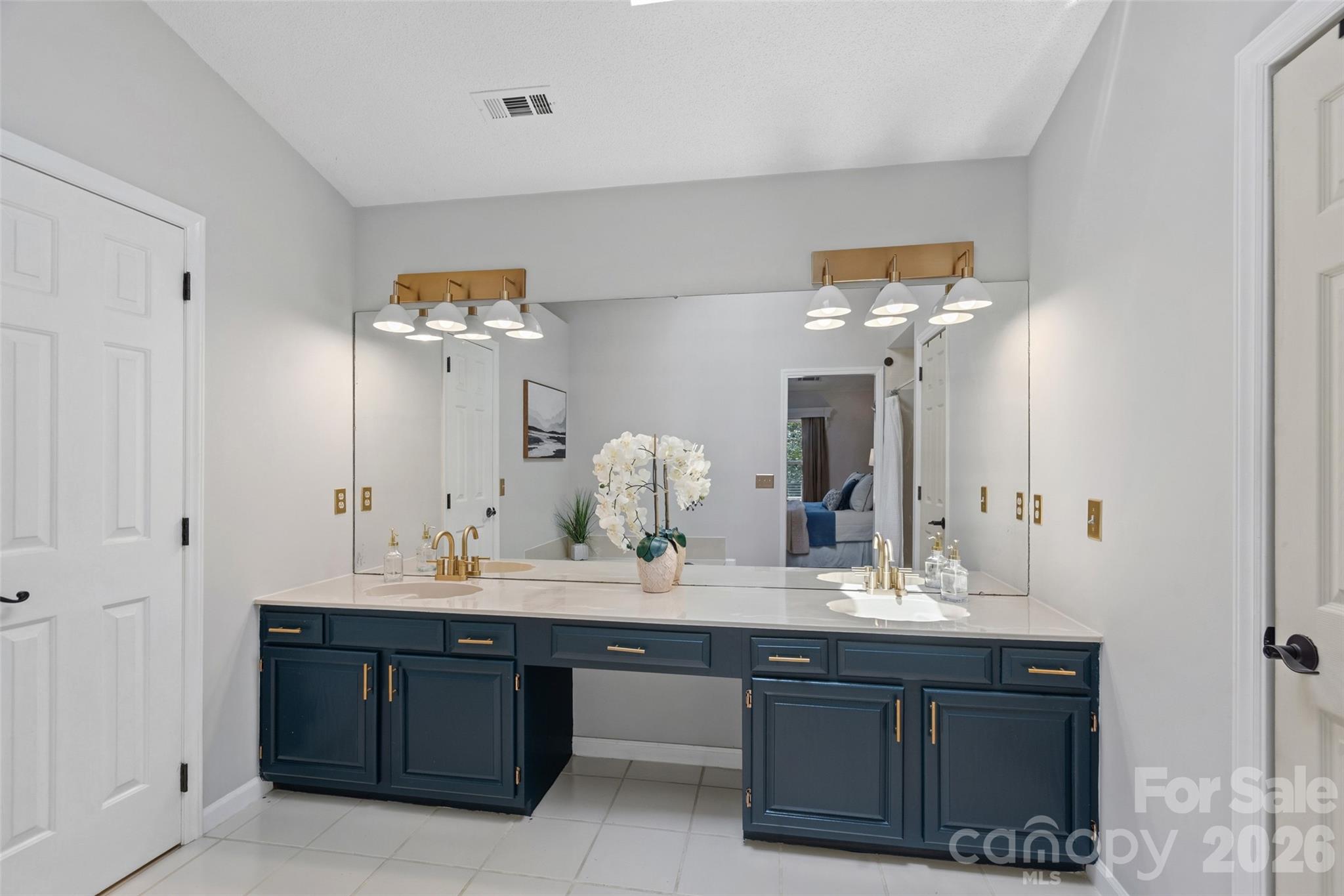12500 Angel Oak Drive