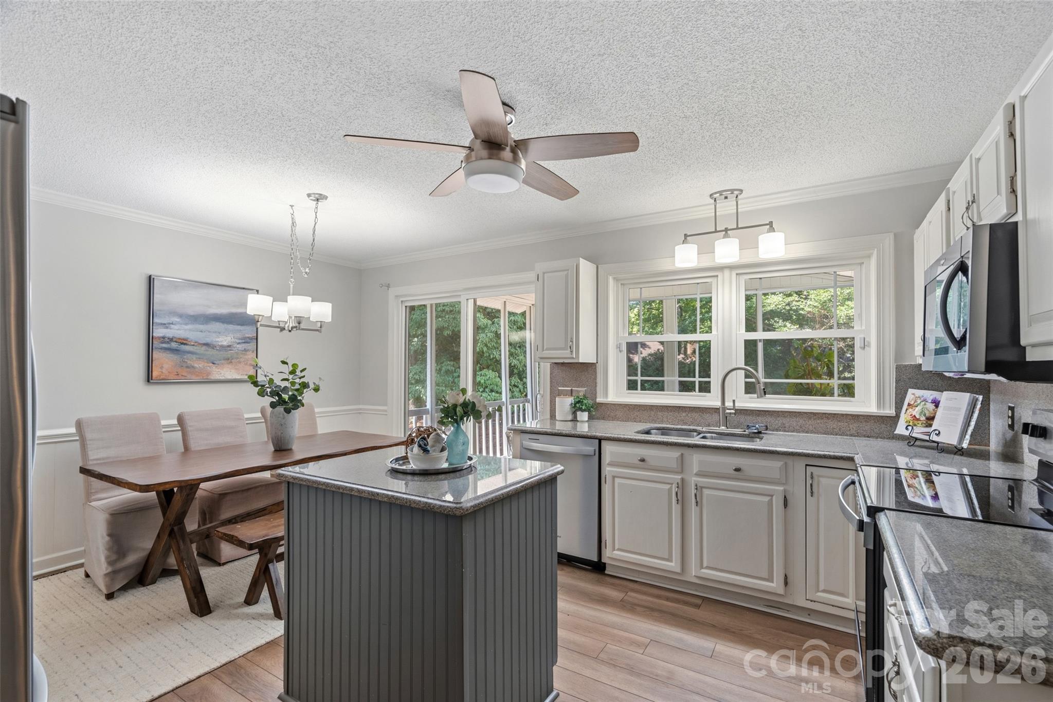 12500 Angel Oak Drive