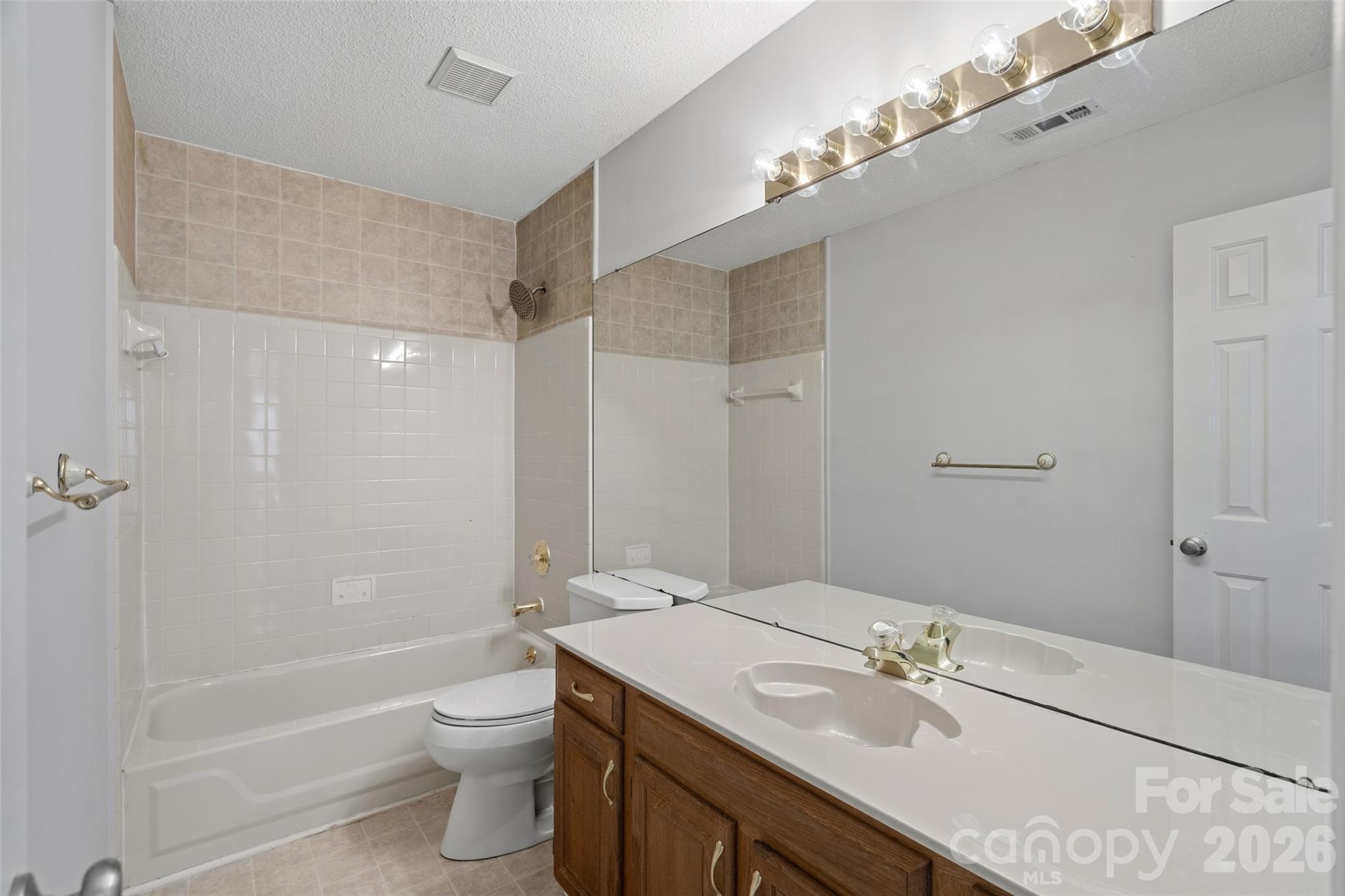 12500 Angel Oak Drive