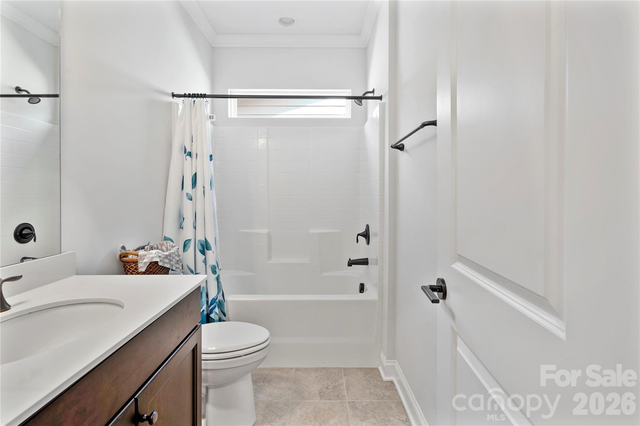445 Bowline Drive