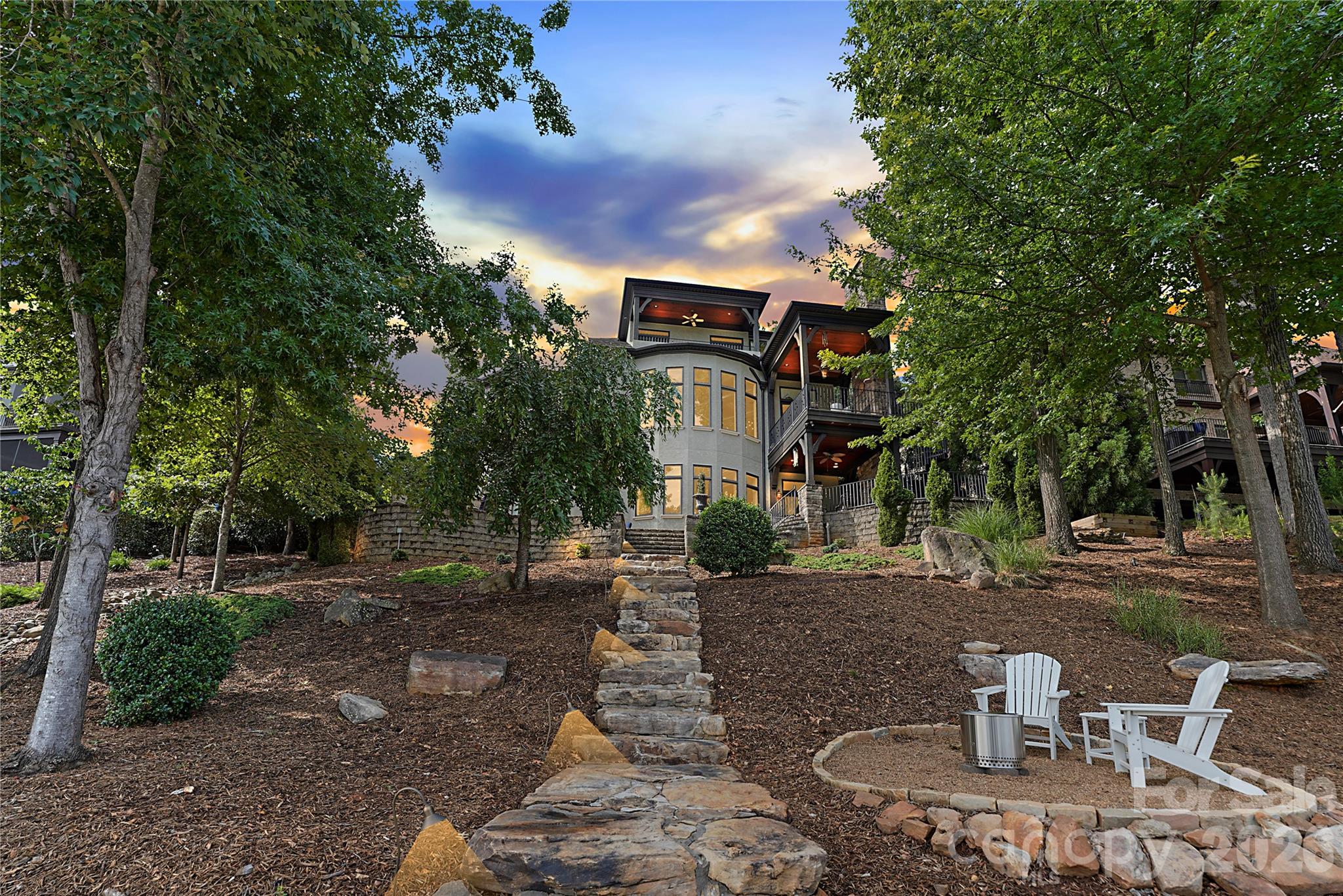 3255 Lake Pointe Drive