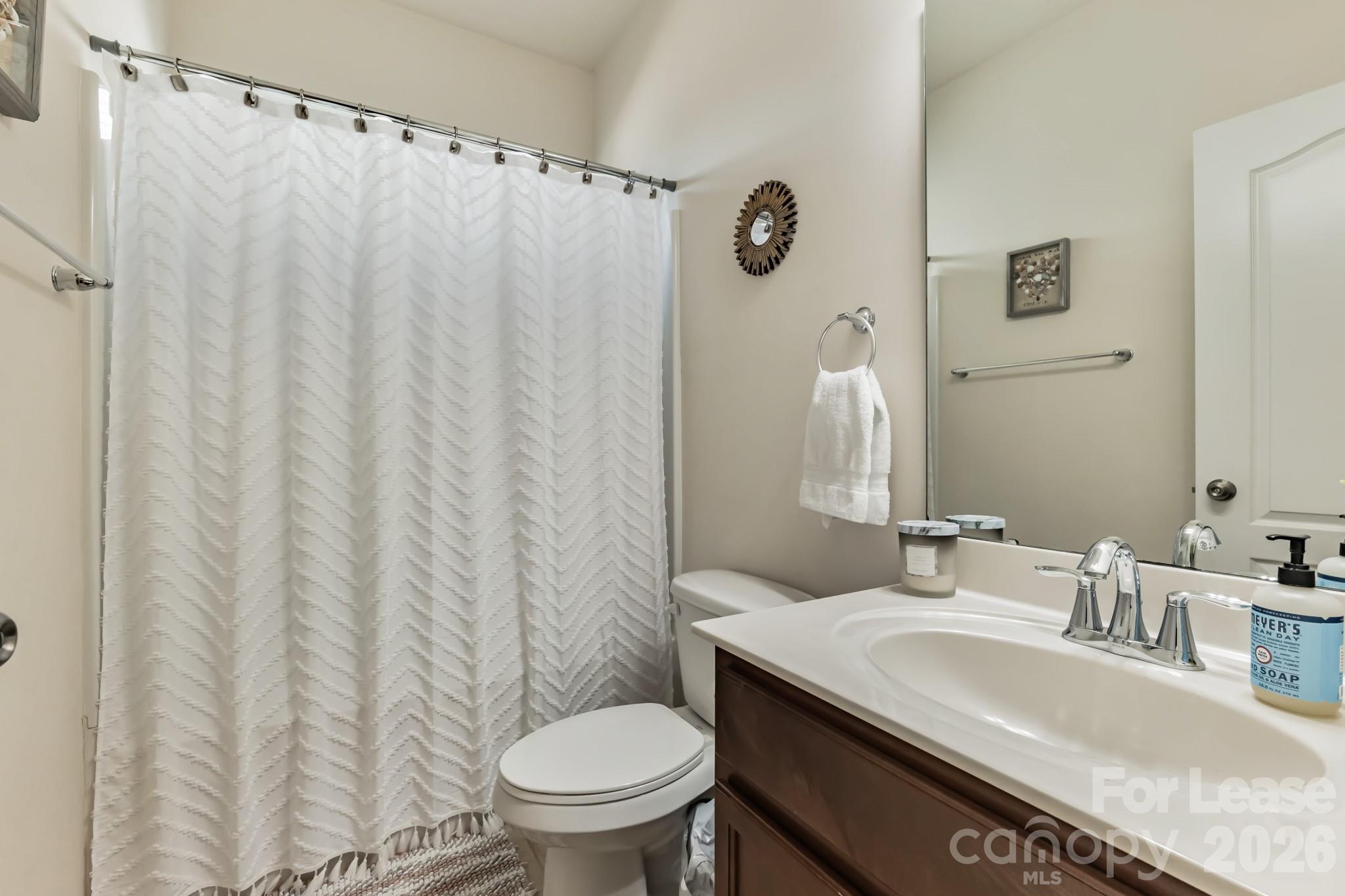 5826 Castlecove Road
