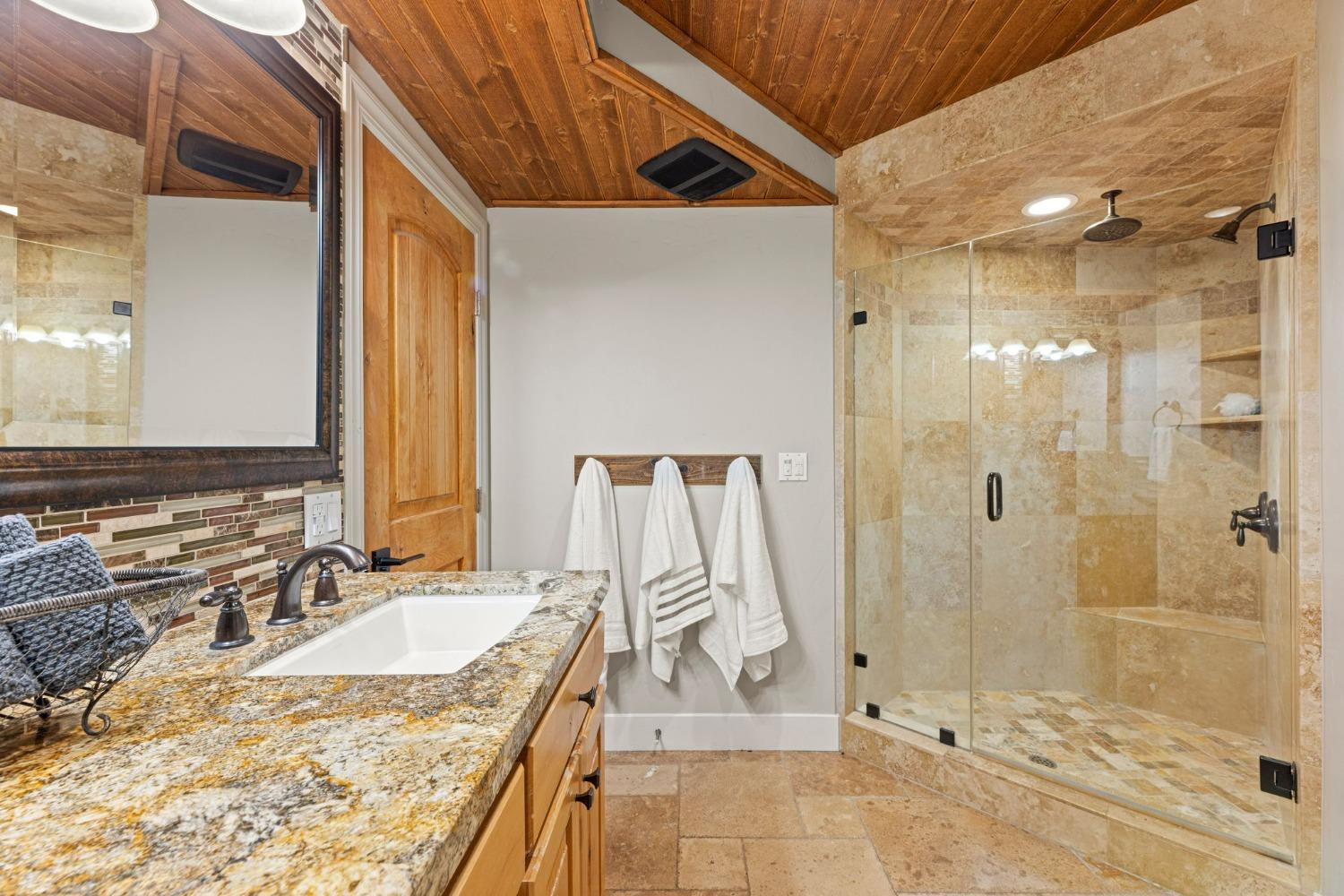 6271 Mr Magpie Court